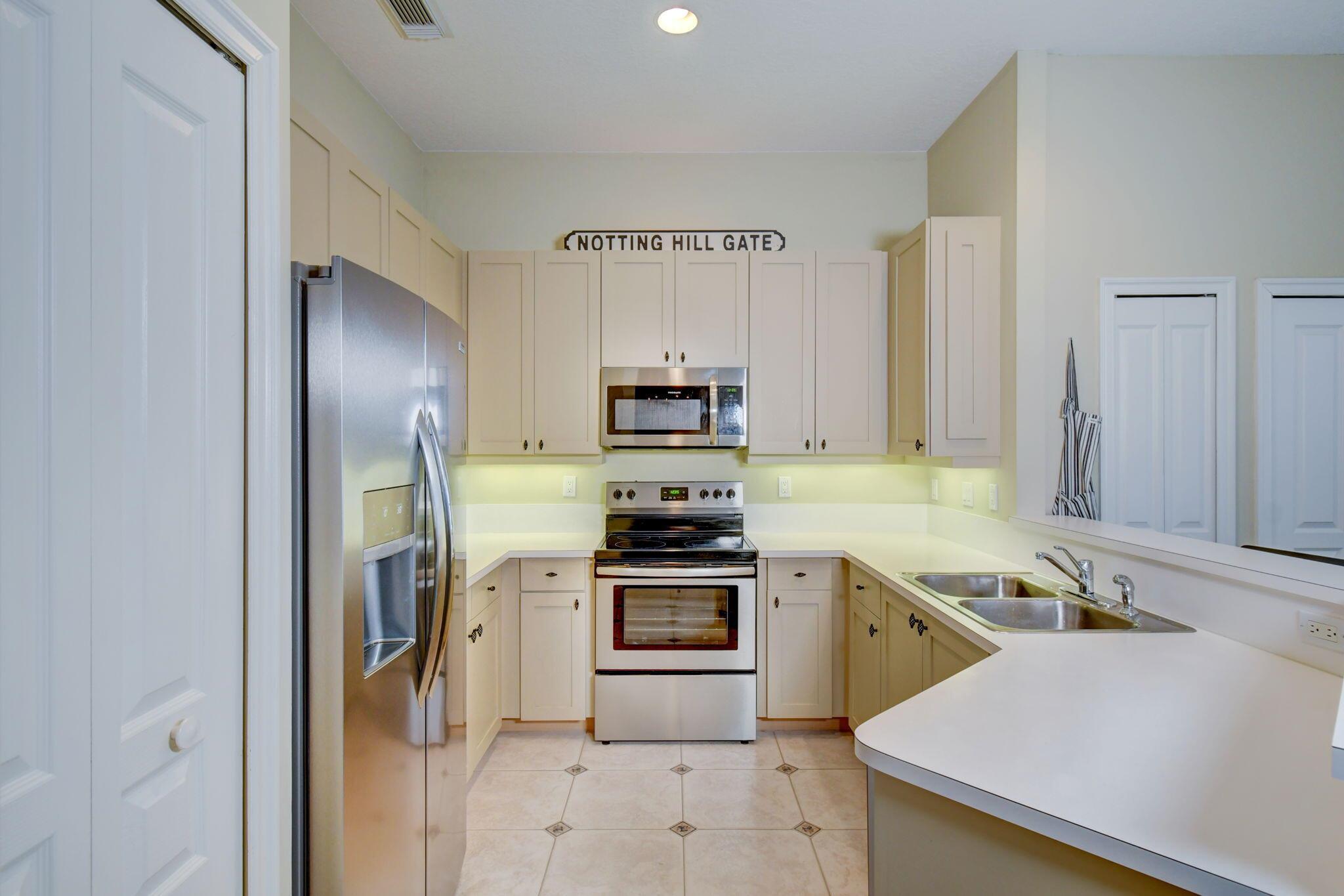 RIVER PLACE ON THE ST LUCIE NO 3 - Residential