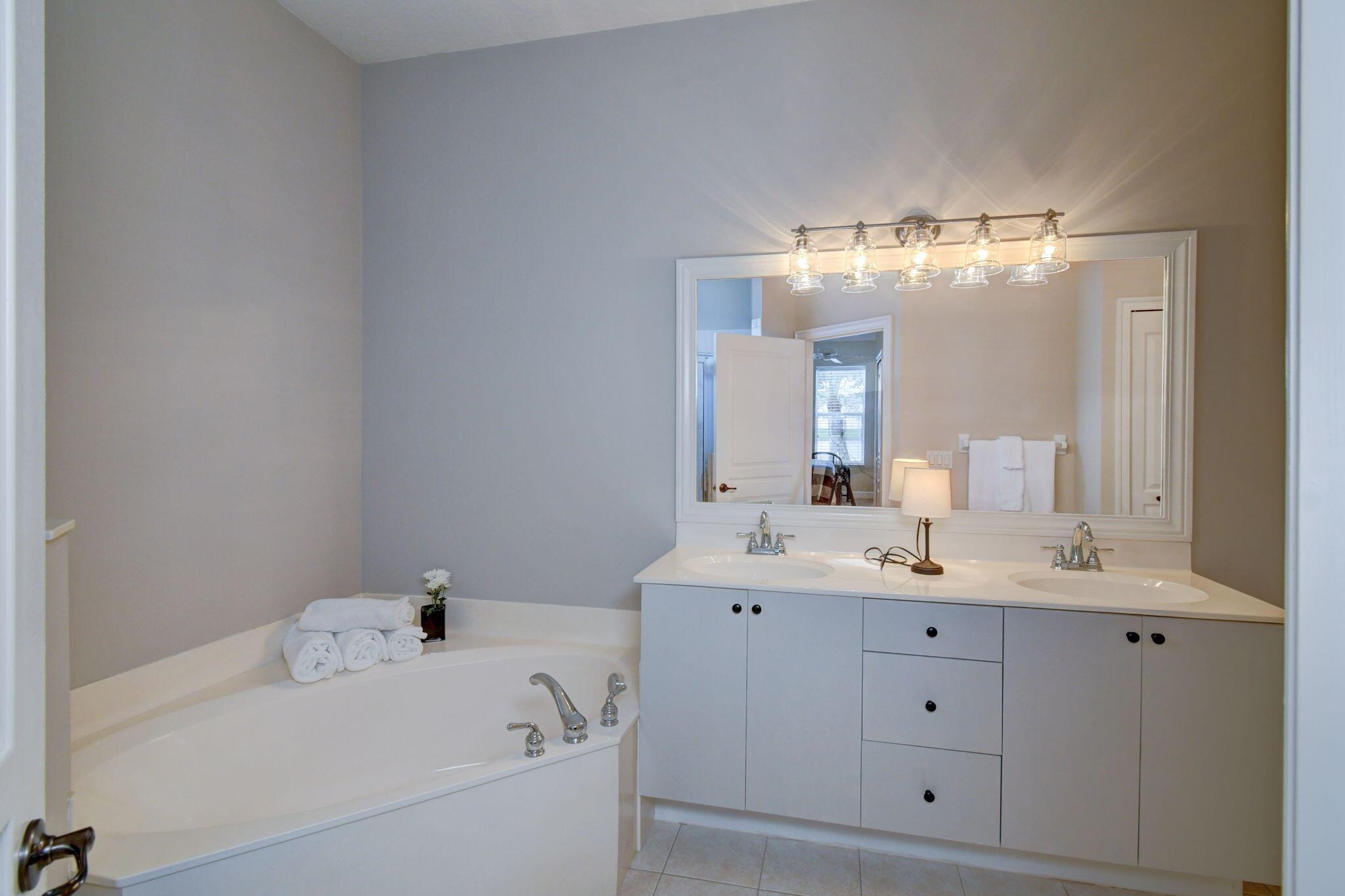 RIVER PLACE ON THE ST LUCIE NO 3 - Residential