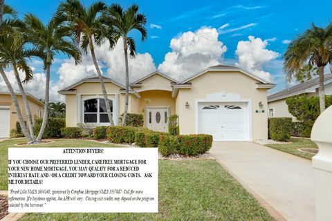 A home in Saint Lucie West