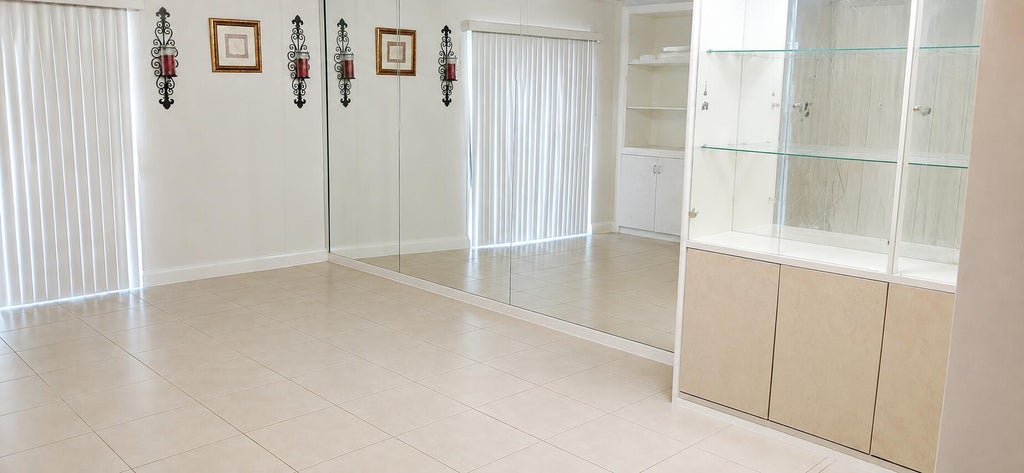 Photo of 2616 GARDEN Drive N #111, Lake Worth, FL 33461 (MLS # B26071131)