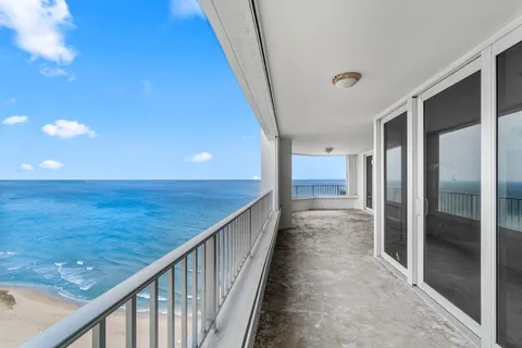 550 S Ocean Boulevard Unit 2001, Boca Raton, FL MLS: R11072578