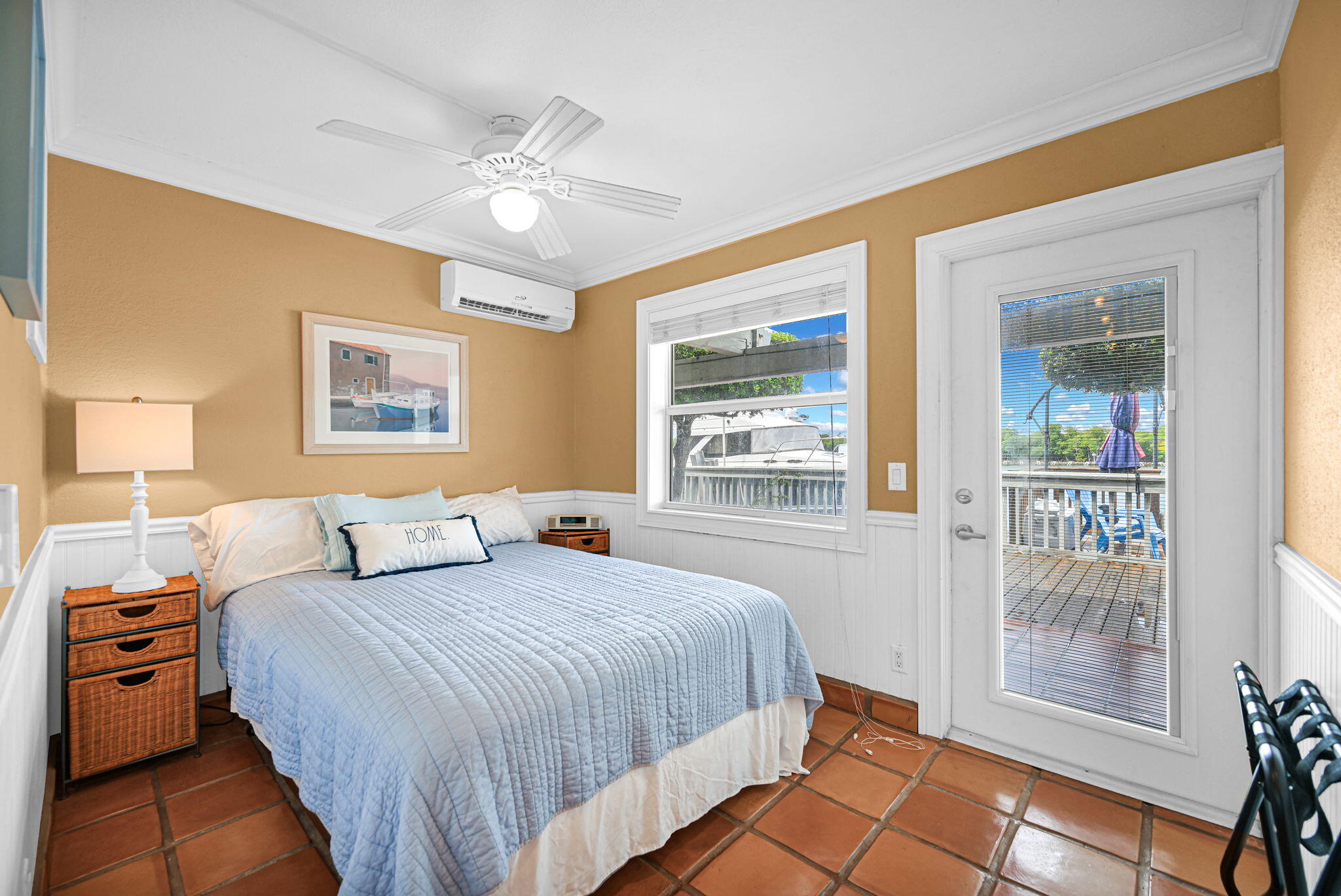 OASIS CONDOMINIUM - Residential