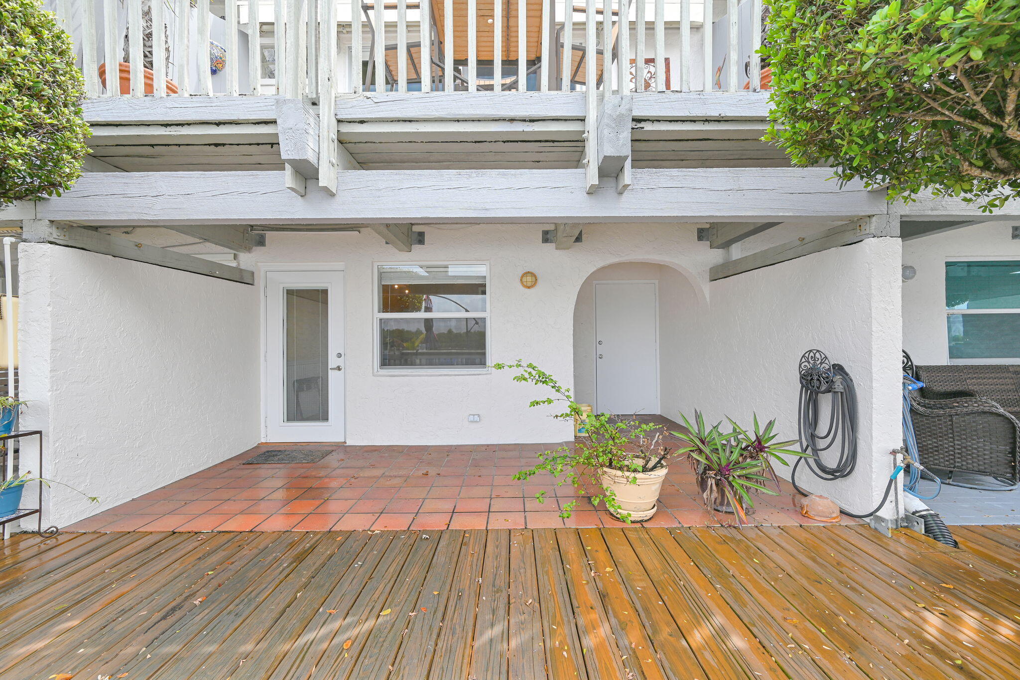 OASIS CONDOMINIUM - Residential