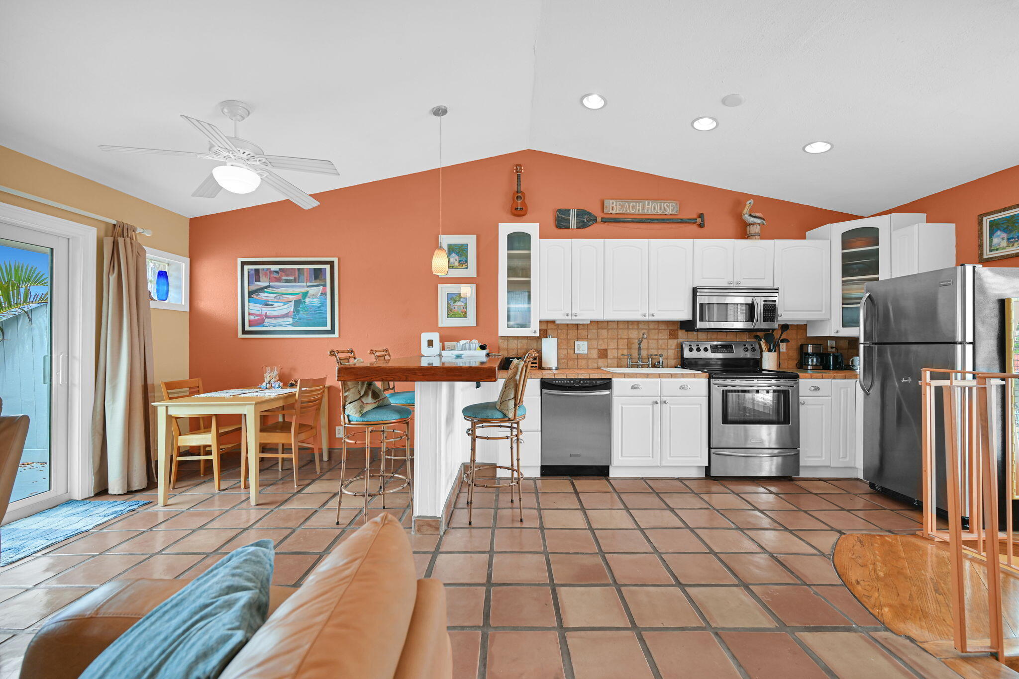 OASIS CONDOMINIUM - Residential