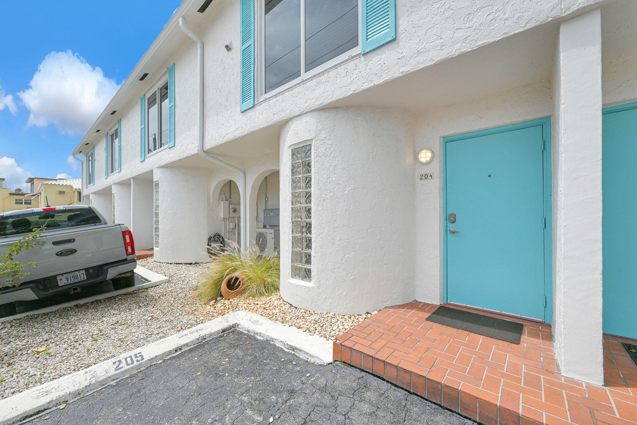 OASIS CONDOMINIUM - Residential