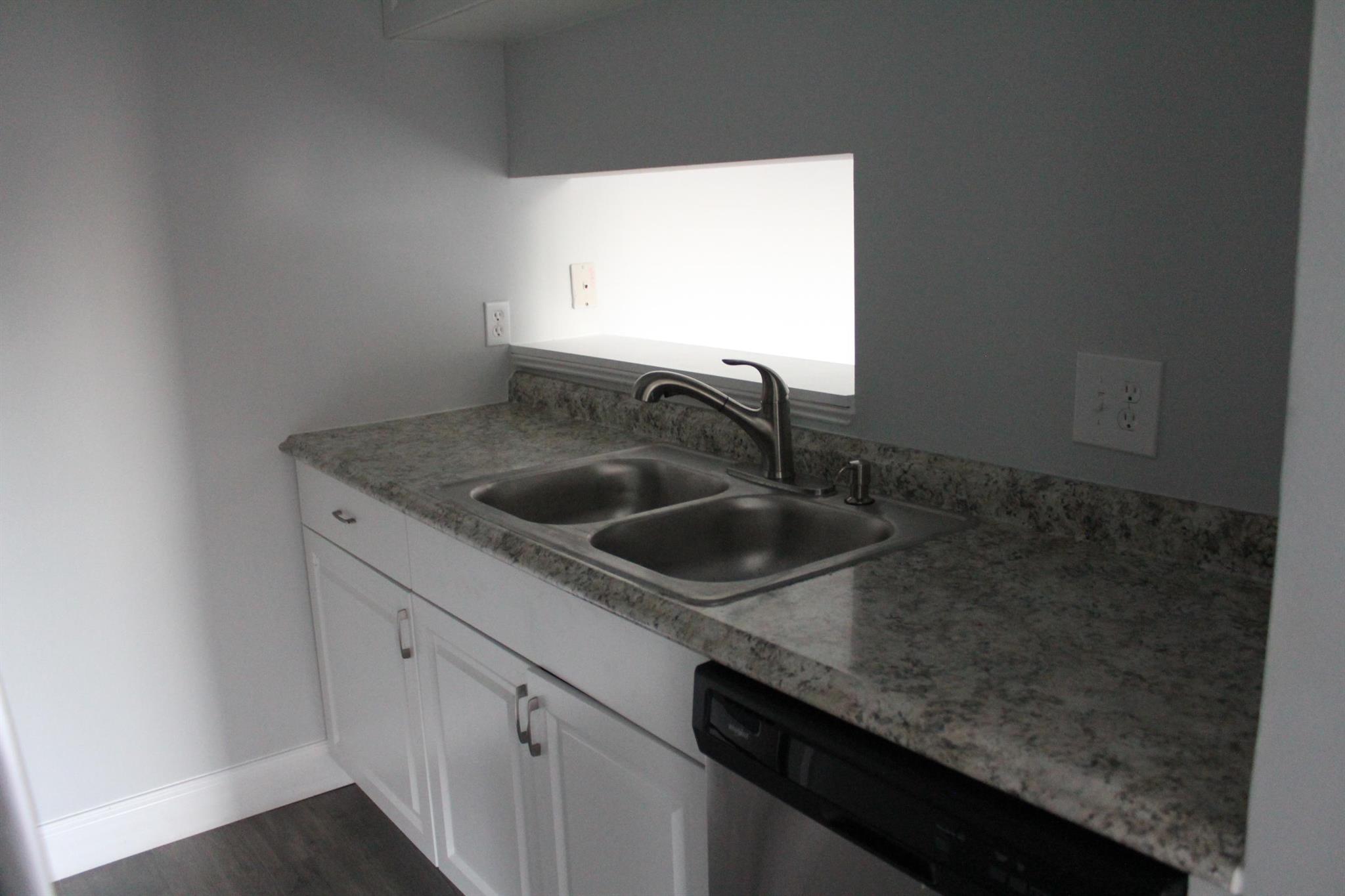 ABBEY PARK GARDENS I CONDO - Residential Lease