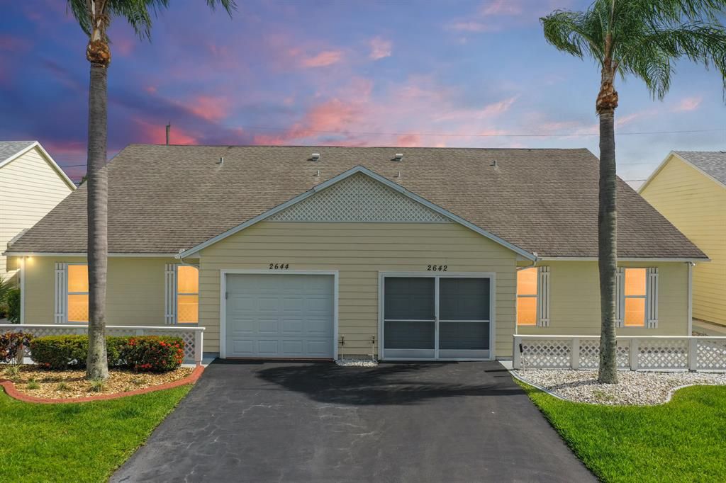 Photo of 2642 SE Tropical East Circle, Port St Lucie, FL 34952 (MLS # R10890648)