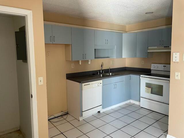 View photos, virtual tours, details... 1458 N Lawnwood Circle 28b