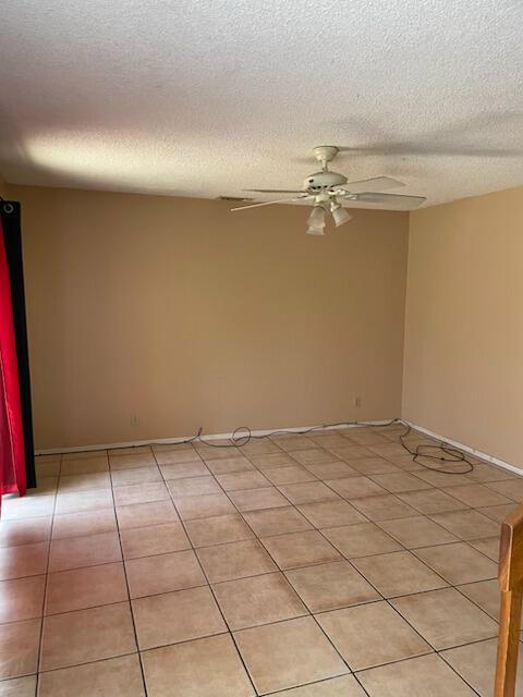 View photos, virtual tours, details... 1458 N Lawnwood Circle 28b
