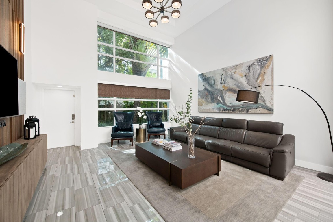 LA TERRACE AT VICTORIA P - Residential