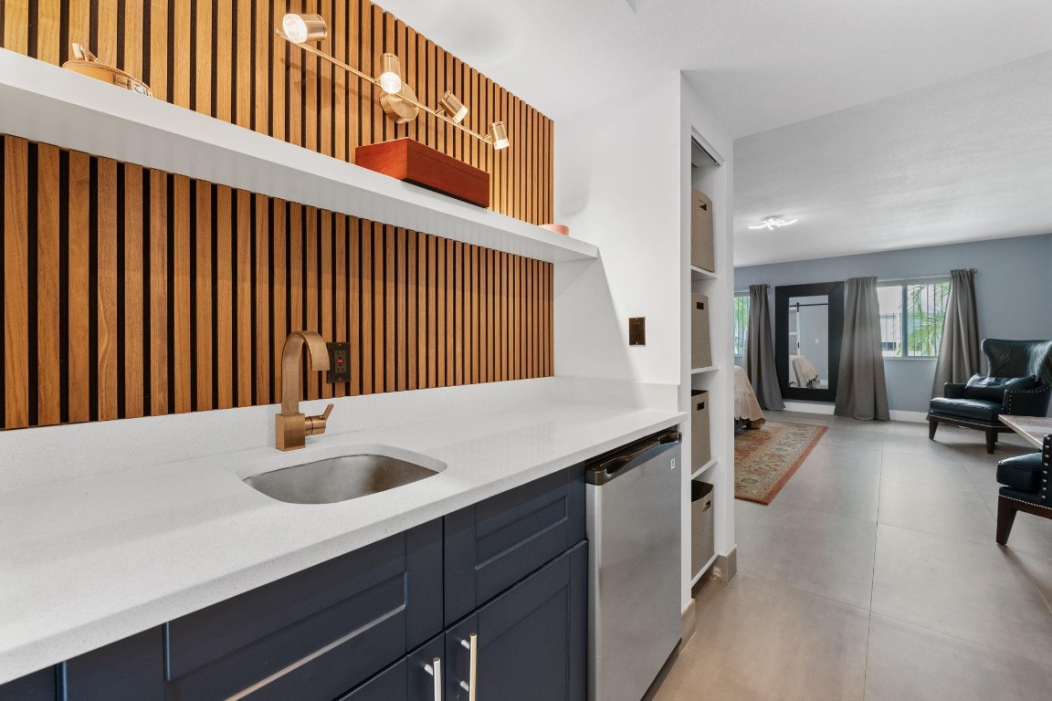 LA TERRACE AT VICTORIA P - Residential