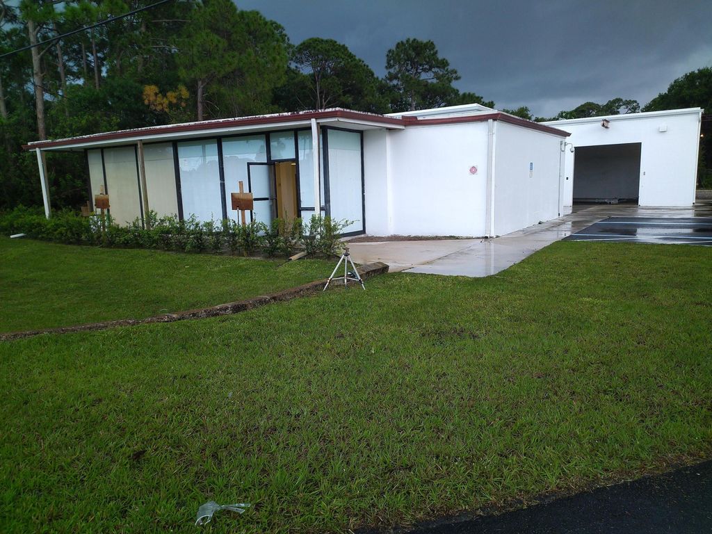 Photo of 3625 Metzger Road, Fort Pierce, FL (MLS # B26030446)