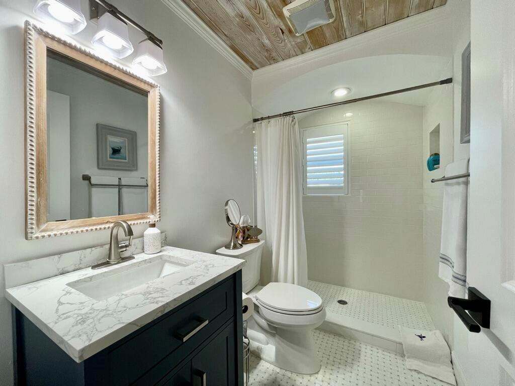 BEACH HOUSE COTTAGES - Residential Lease