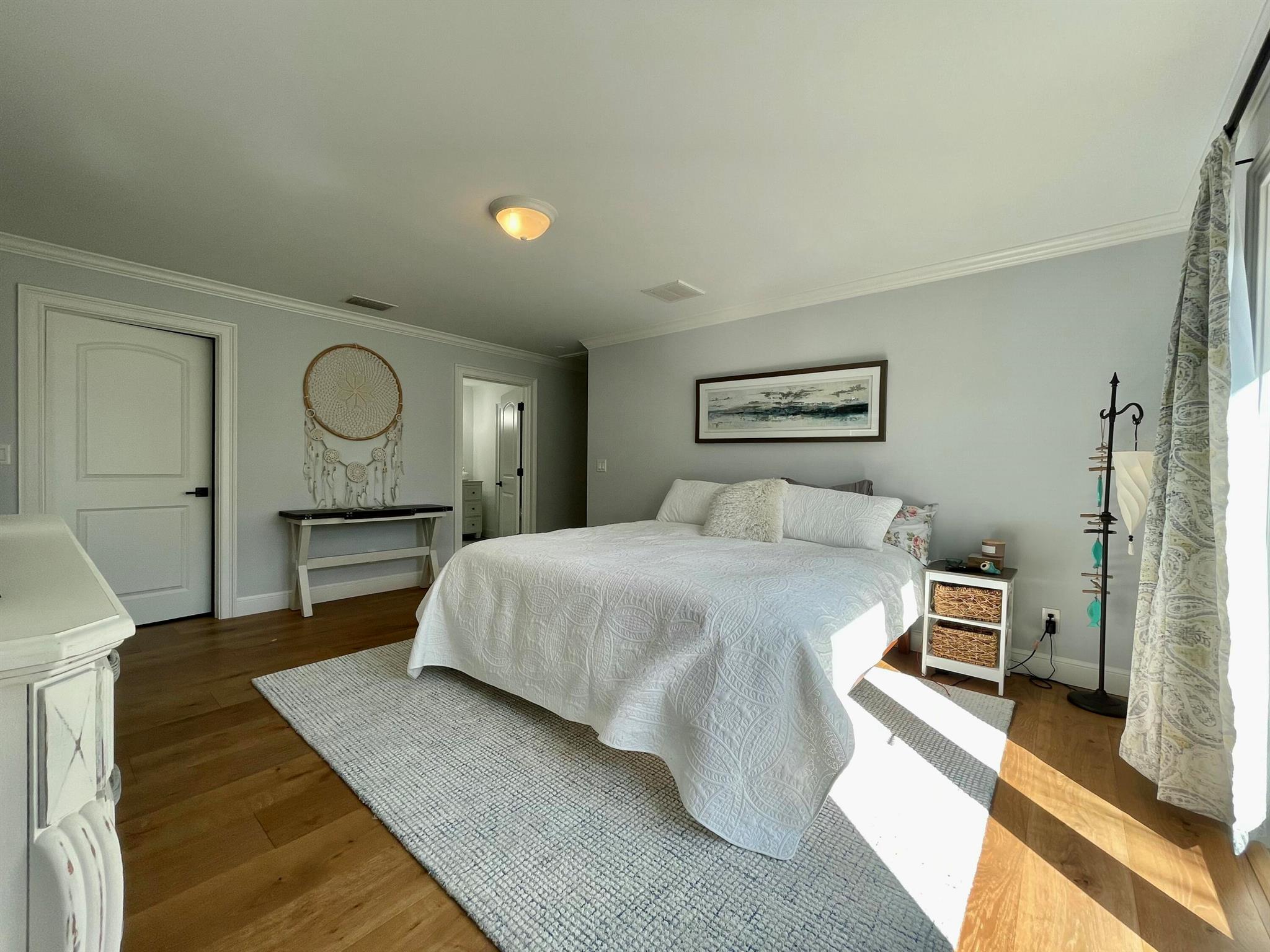 BEACH HOUSE COTTAGES - Residential Lease