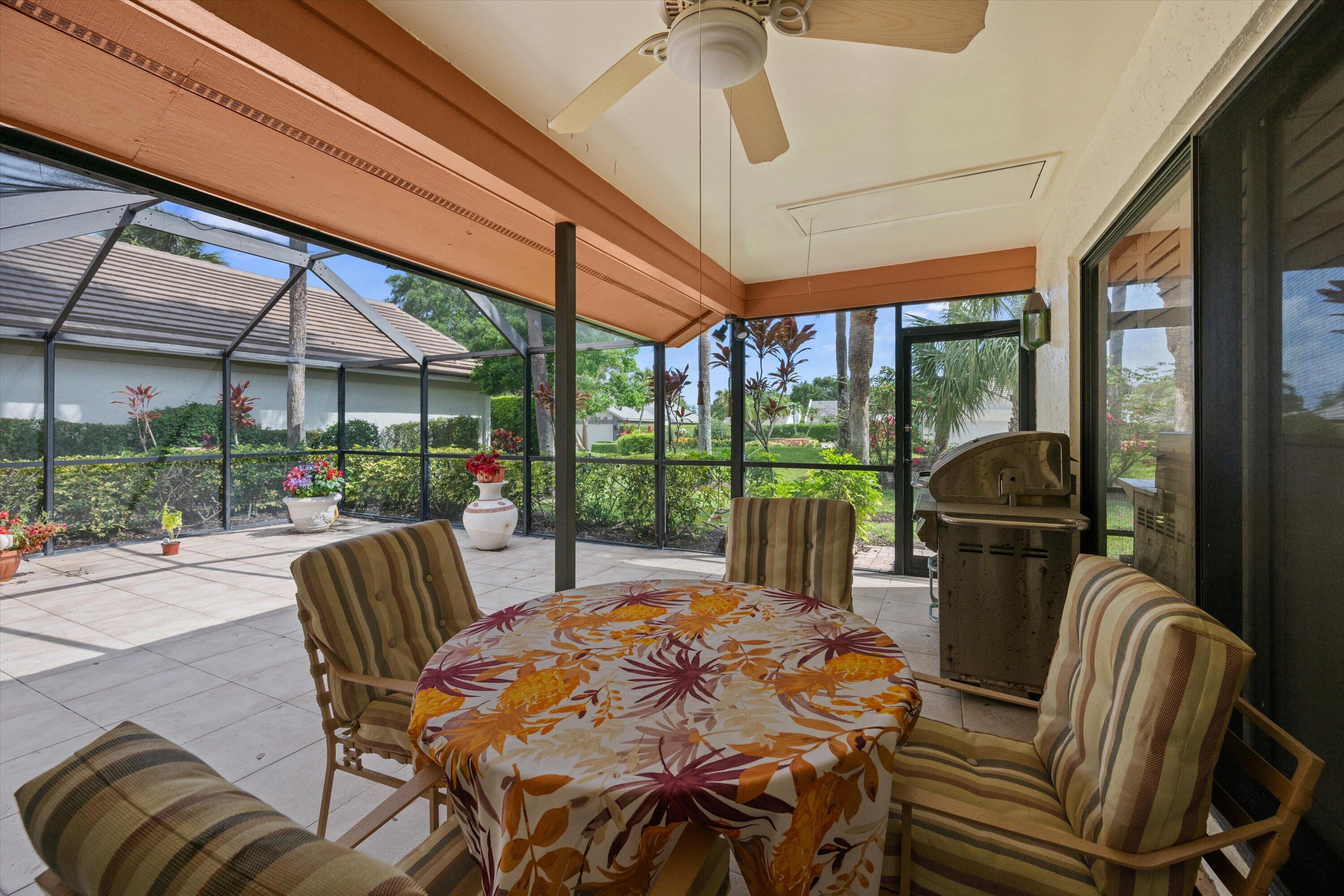 CROSSWINDS AT JONATHANS LANDING - Residential