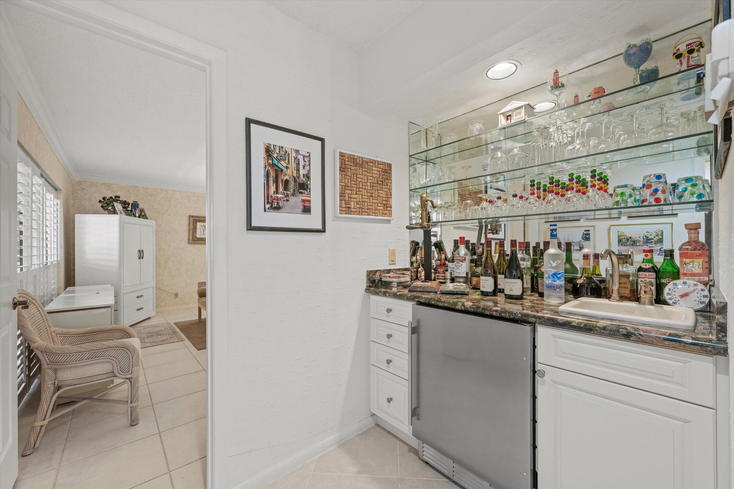 CROSSWINDS AT JONATHANS LANDING - Residential