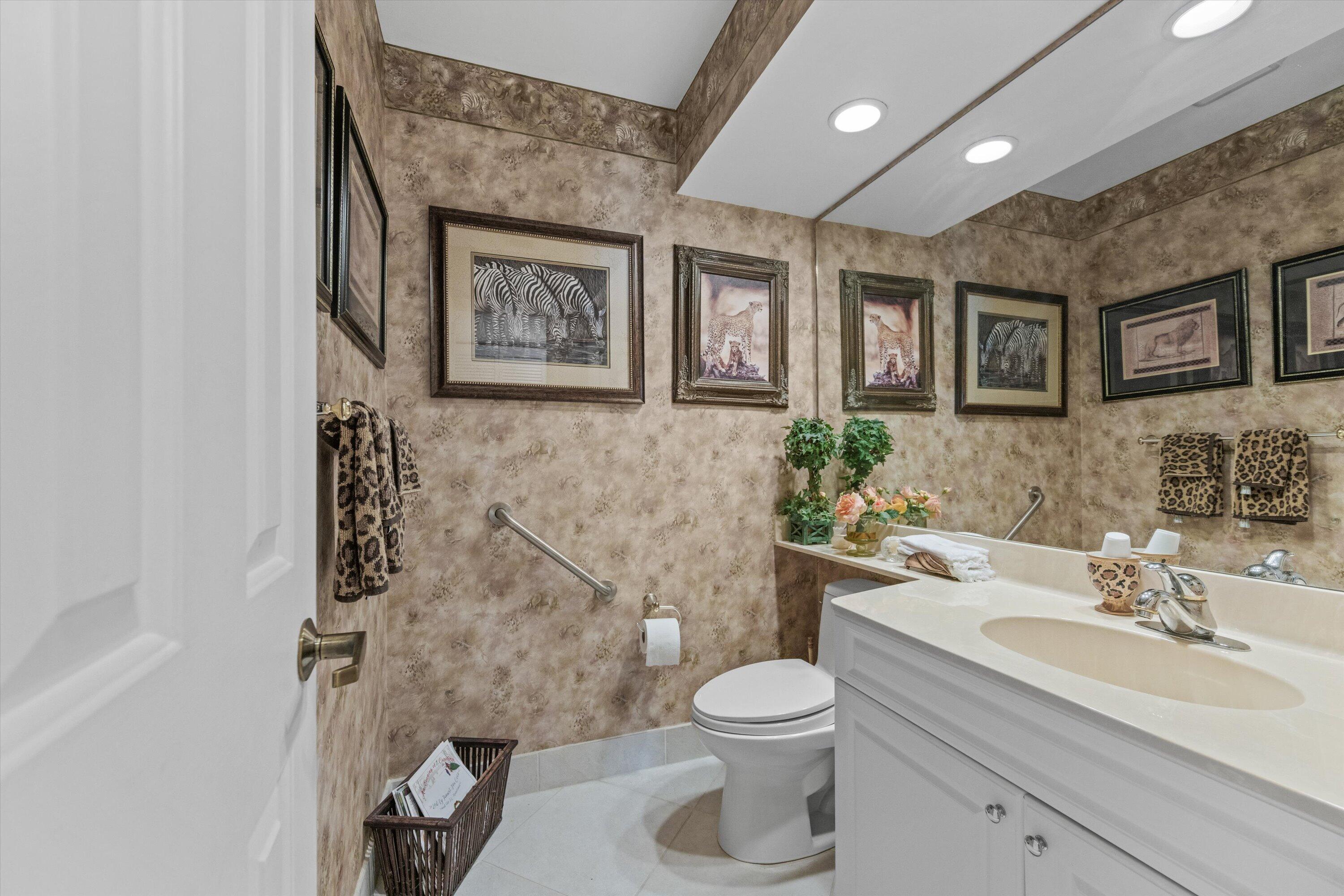 CROSSWINDS AT JONATHANS LANDING - Residential