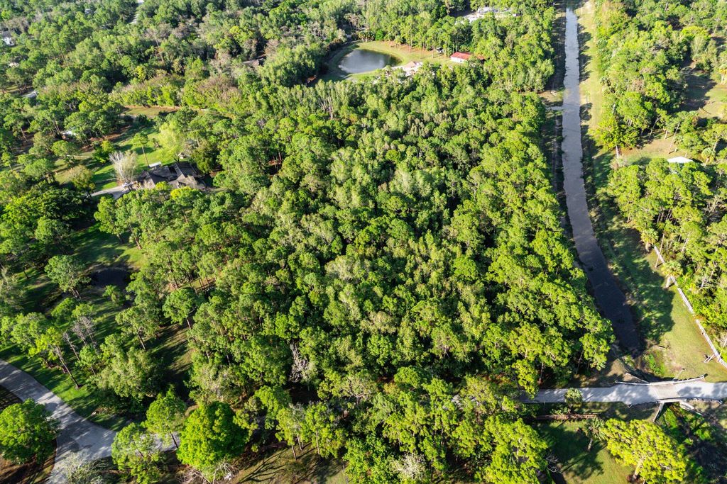 Photo of 0 Mallard Creek Drive, Palm Beach Gardens, FL 33418 (MLS # B26005694)