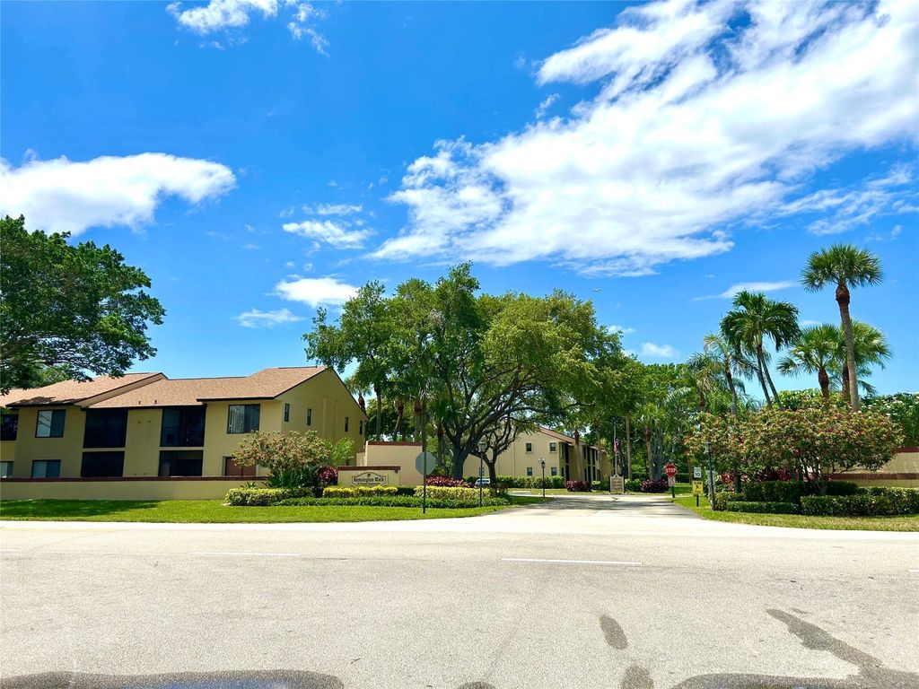 Photo of 21938 Remsen Terrace #205, Boca Raton, FL 33433 (MLS # F10509476)