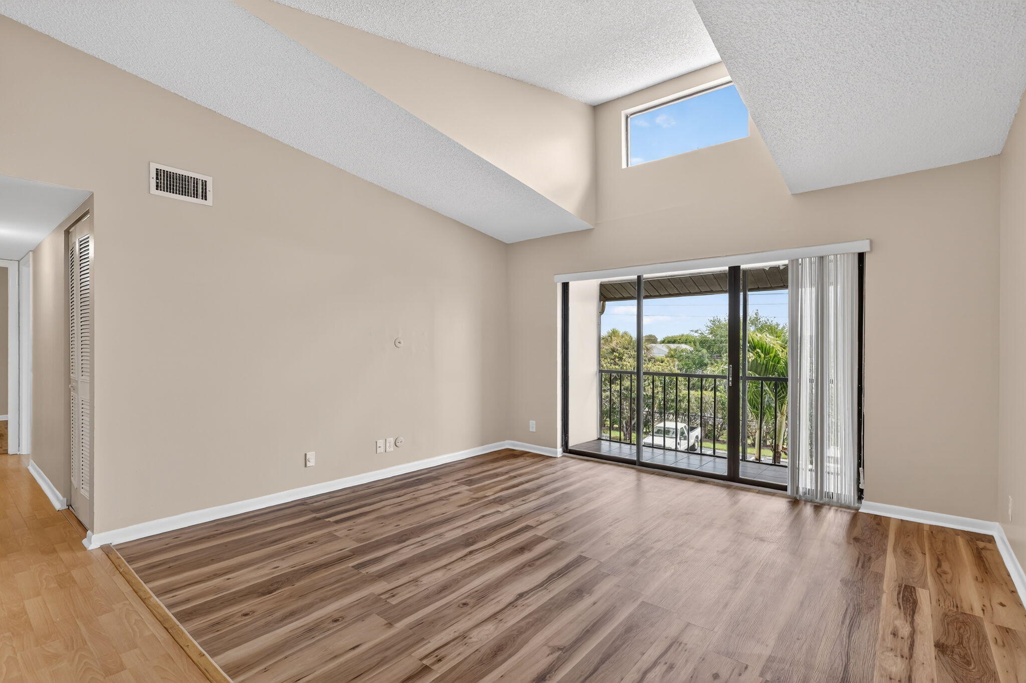 PINE RIDGE NORTH II CONDO - Residential