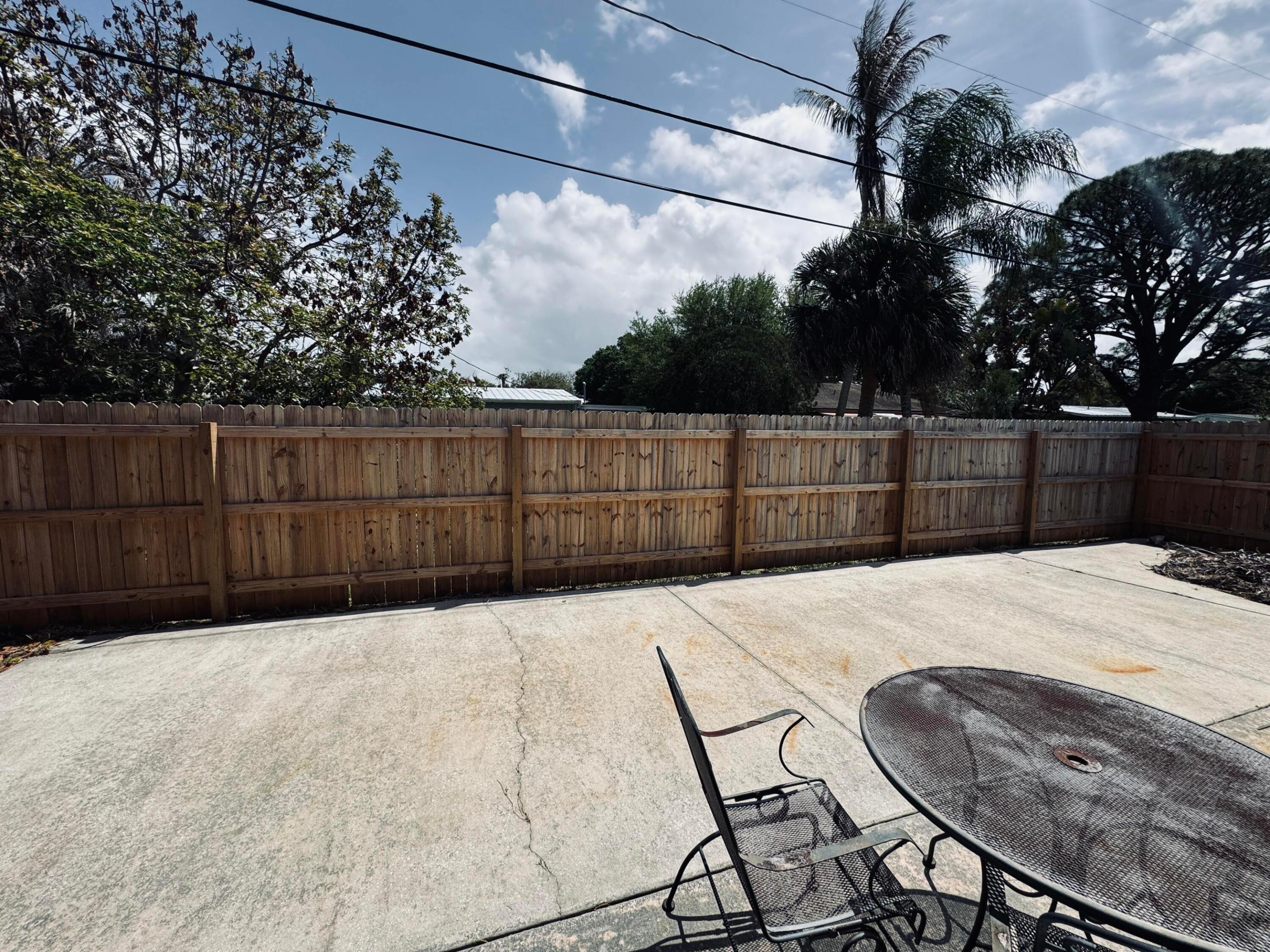 ROCKRIDGE SUB UNIT 1 - Residential