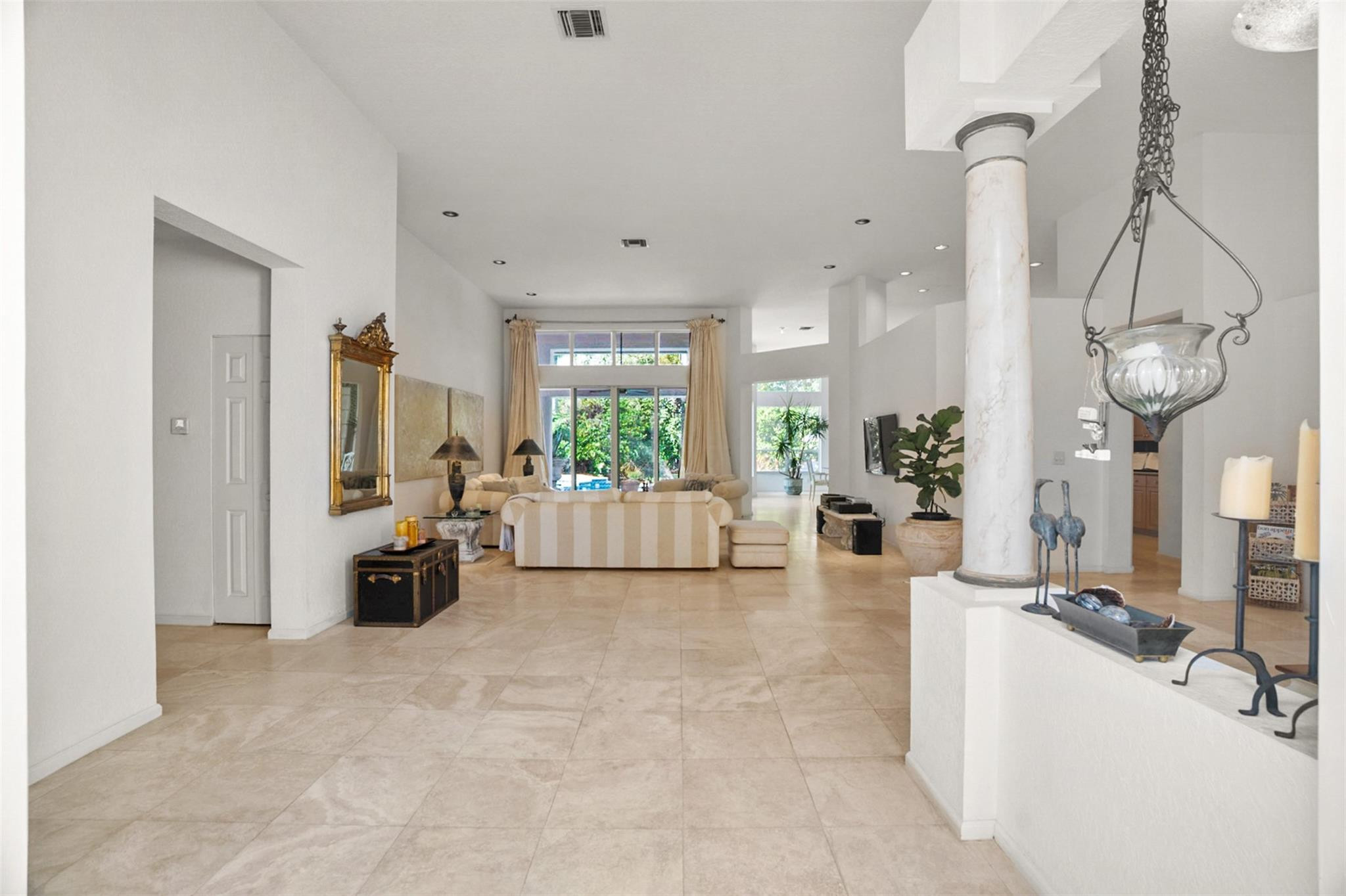 Hollywood Lakes Country C - Residential Lease