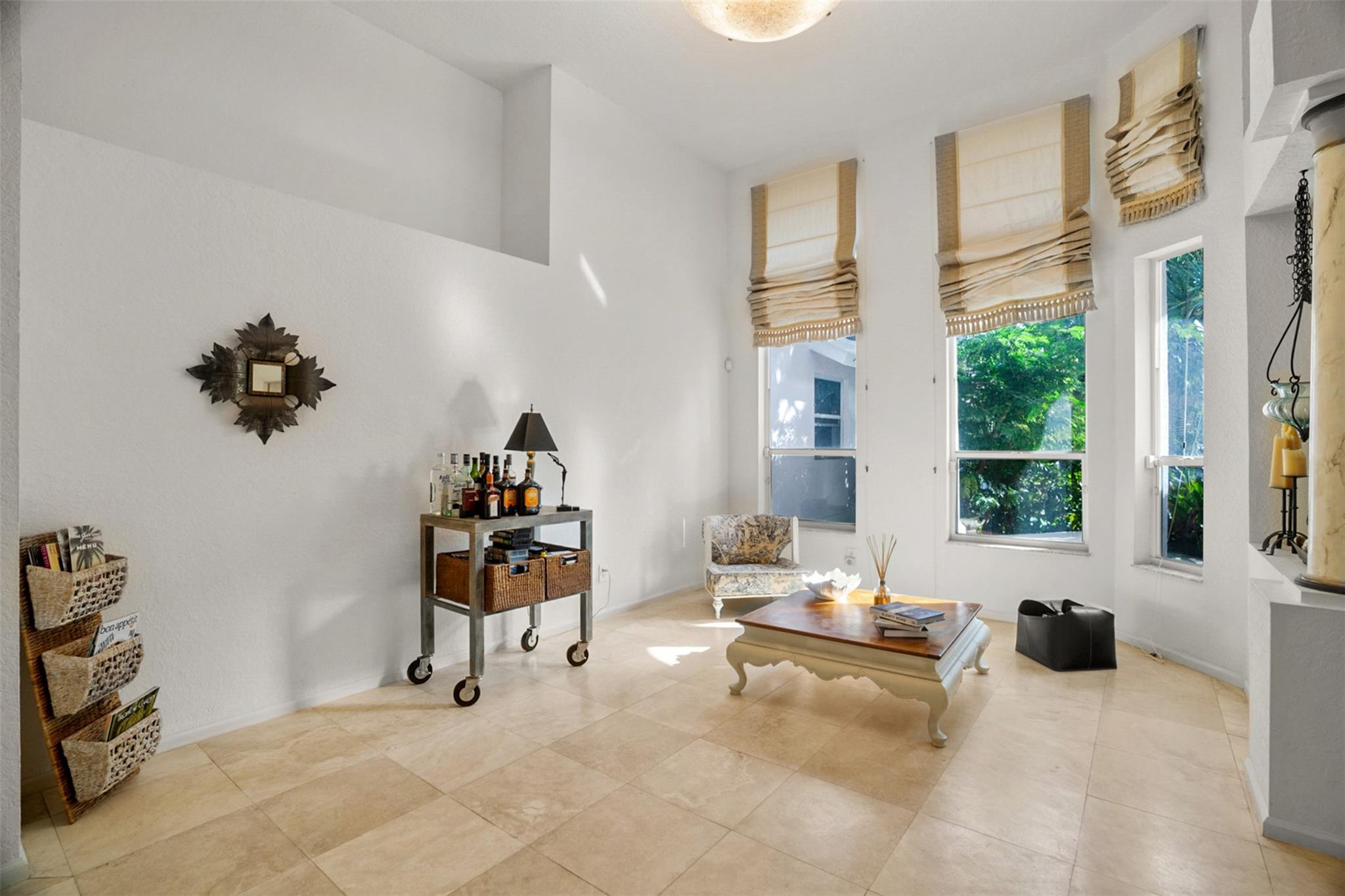 Hollywood Lakes Country C - Residential Lease