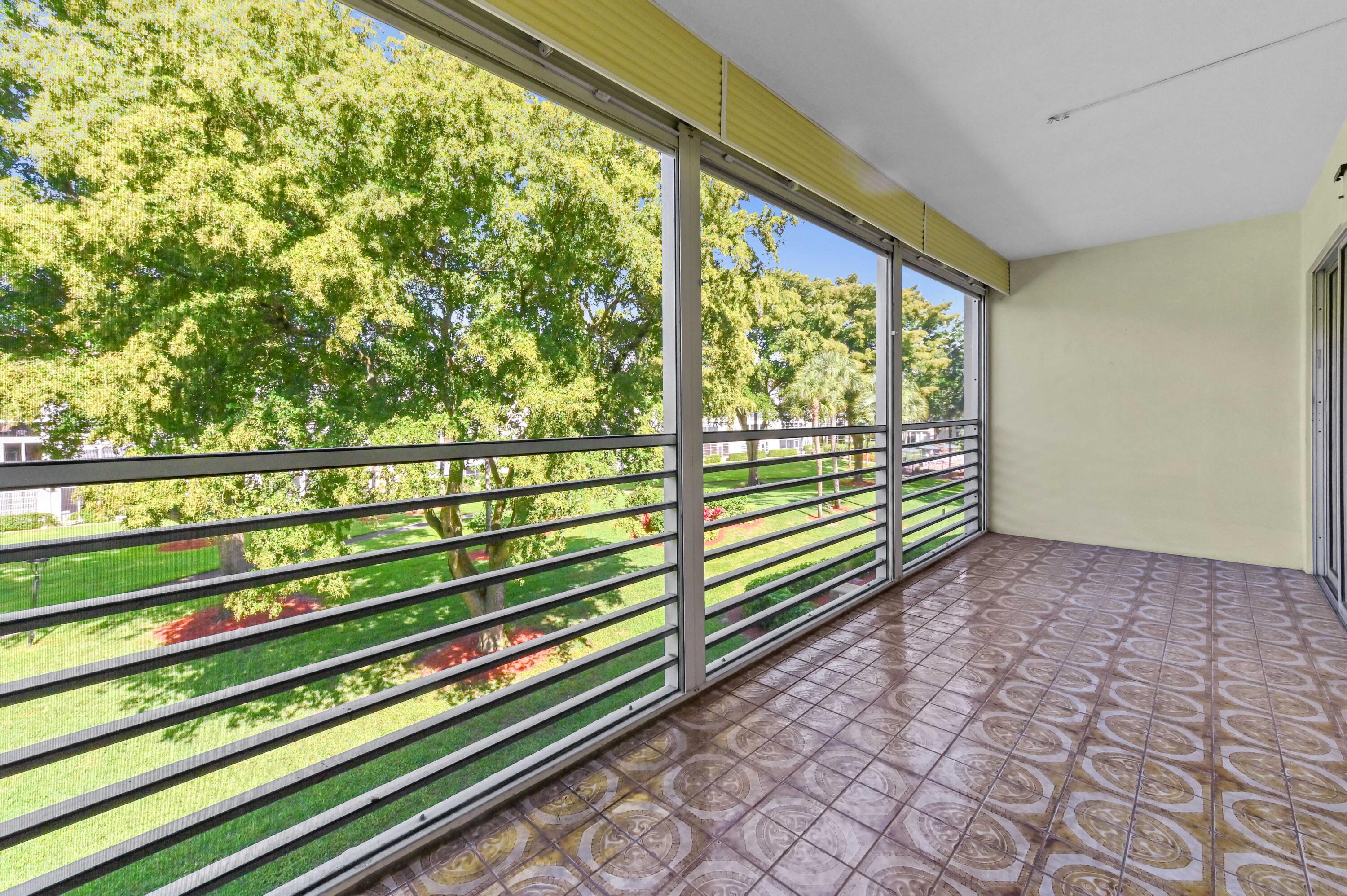 LUCAYA VILLAGE 1-C CONDO - Residential