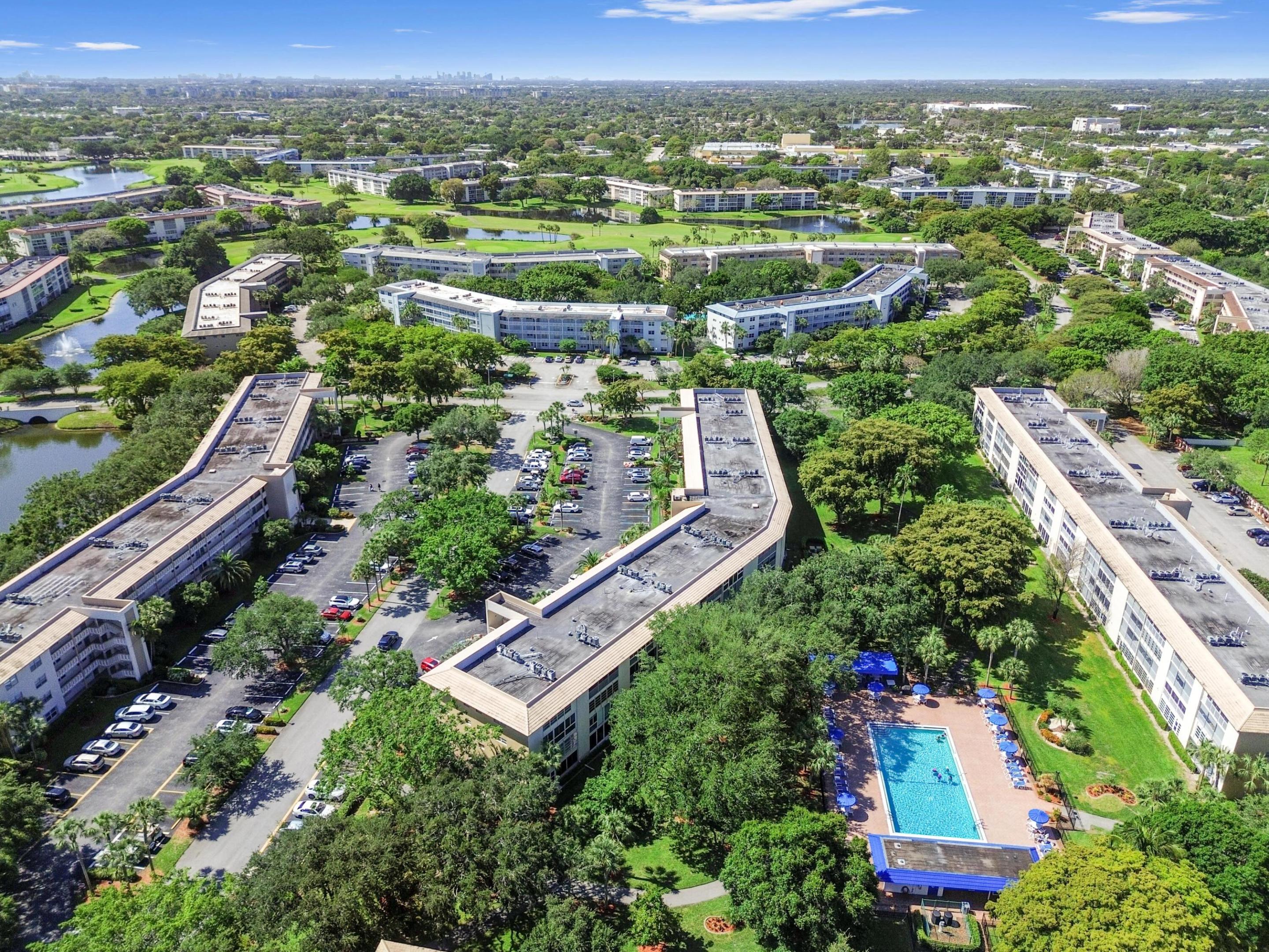 LUCAYA VILLAGE 1-C CONDO - Residential