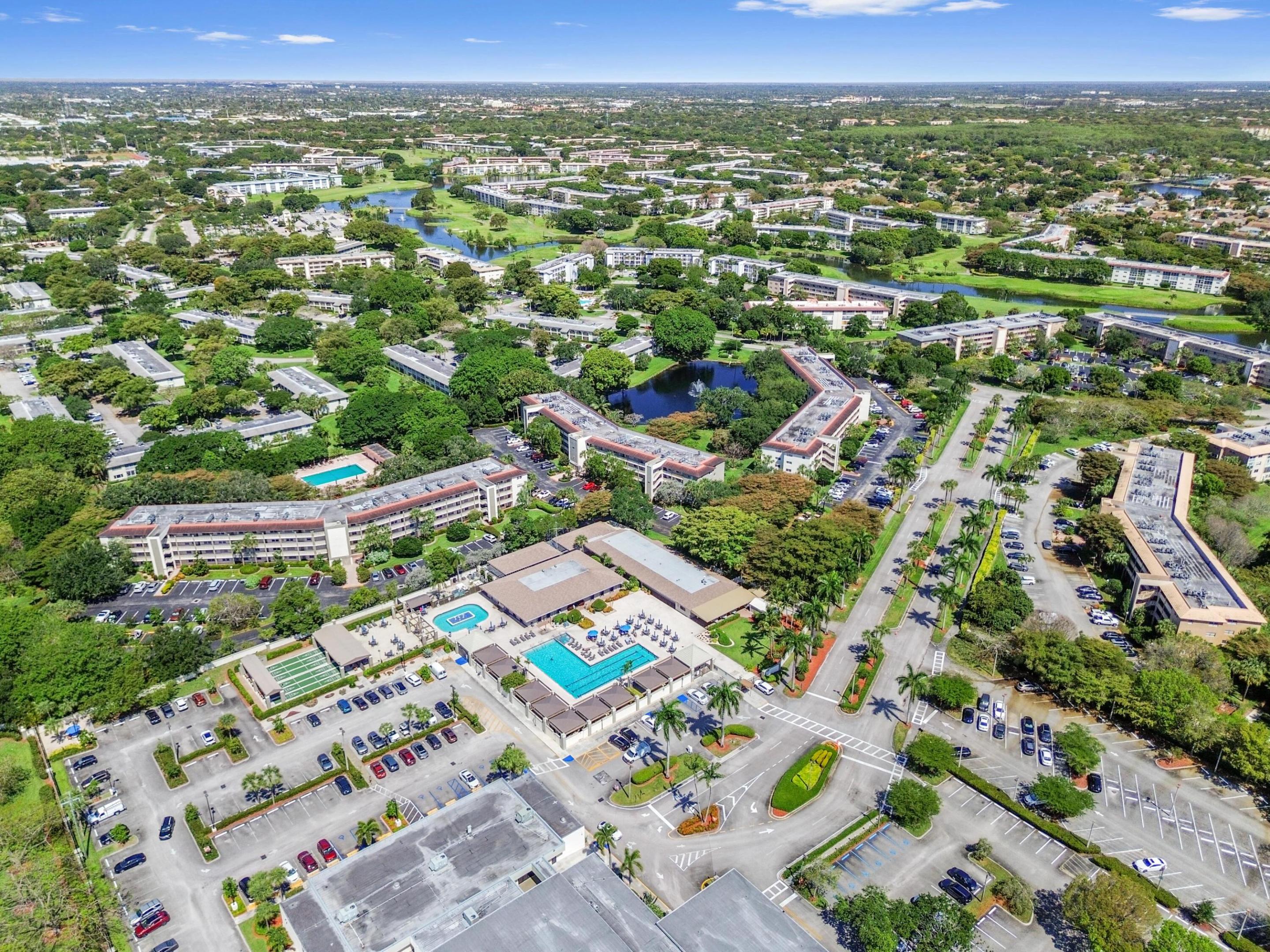 LUCAYA VILLAGE 1-C CONDO - Residential