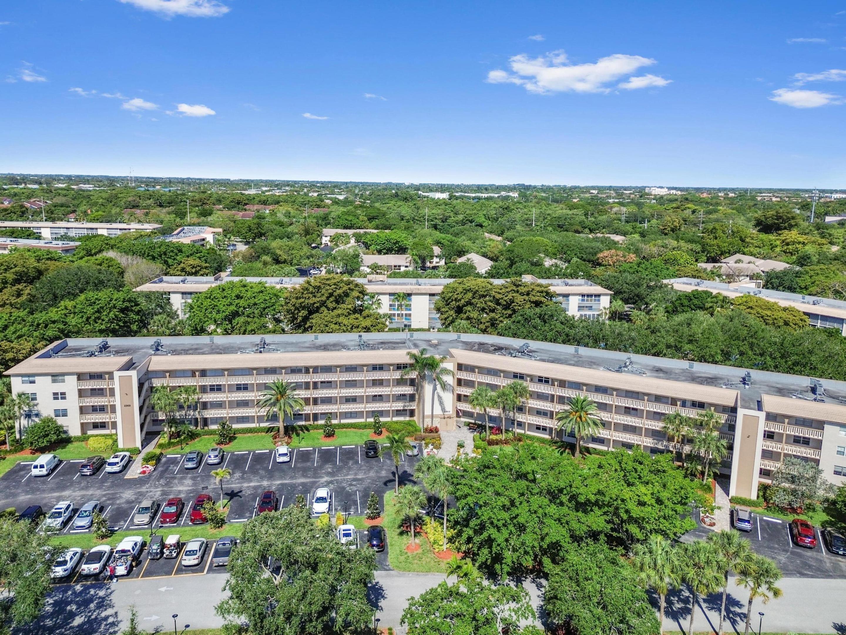 LUCAYA VILLAGE 1-C CONDO - Residential