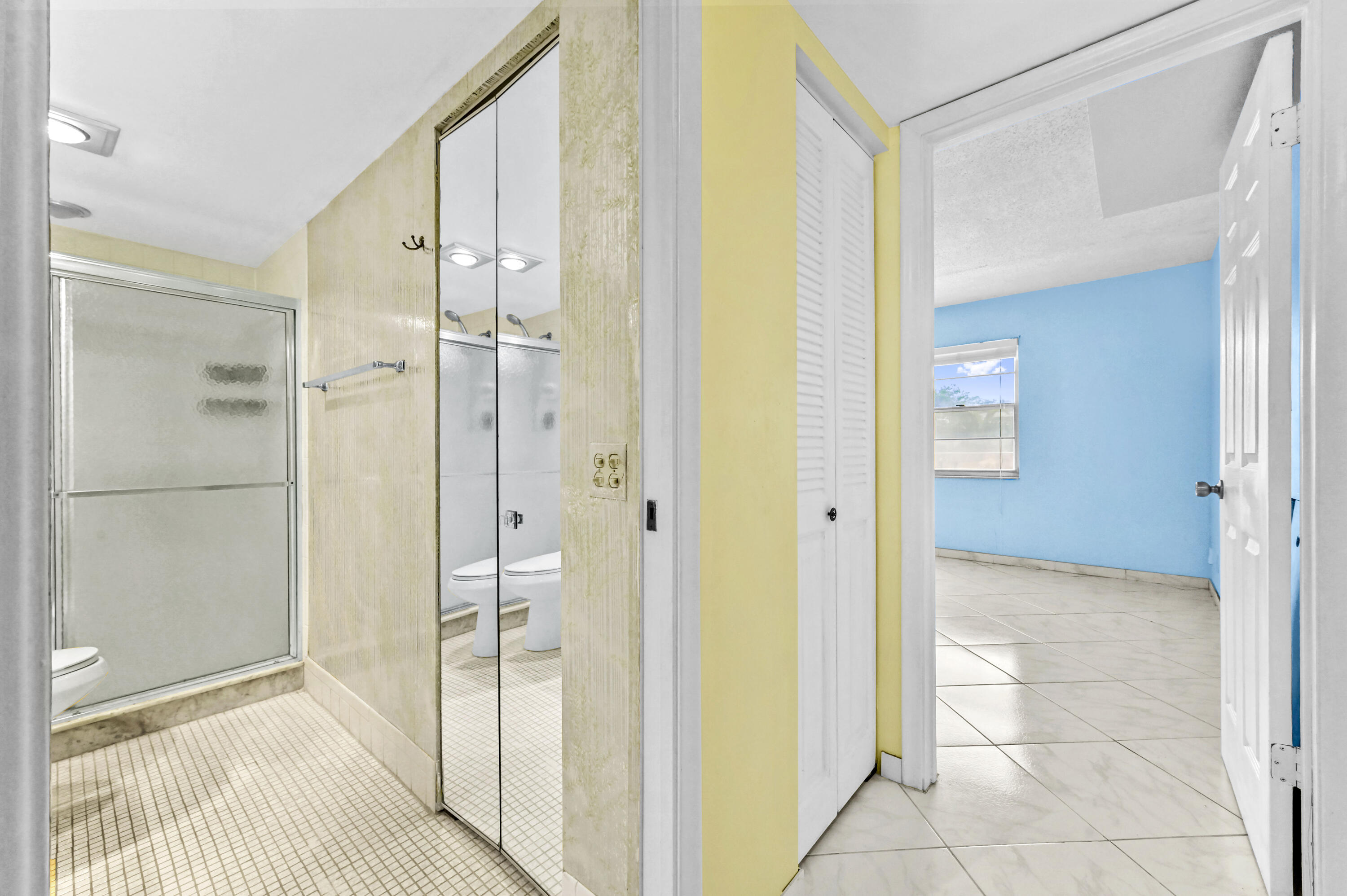 LUCAYA VILLAGE 1-C CONDO - Residential