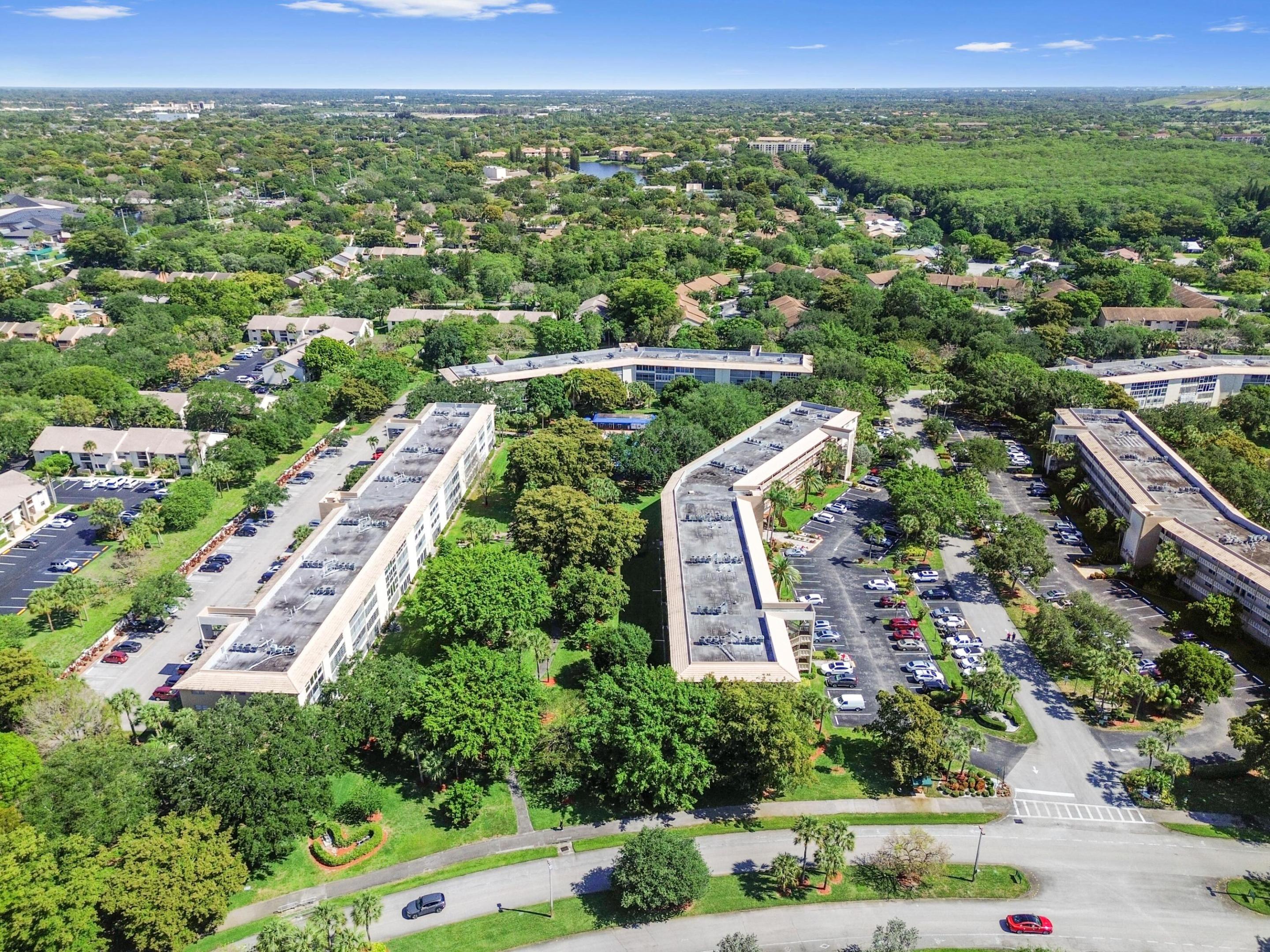 LUCAYA VILLAGE 1-C CONDO - Residential