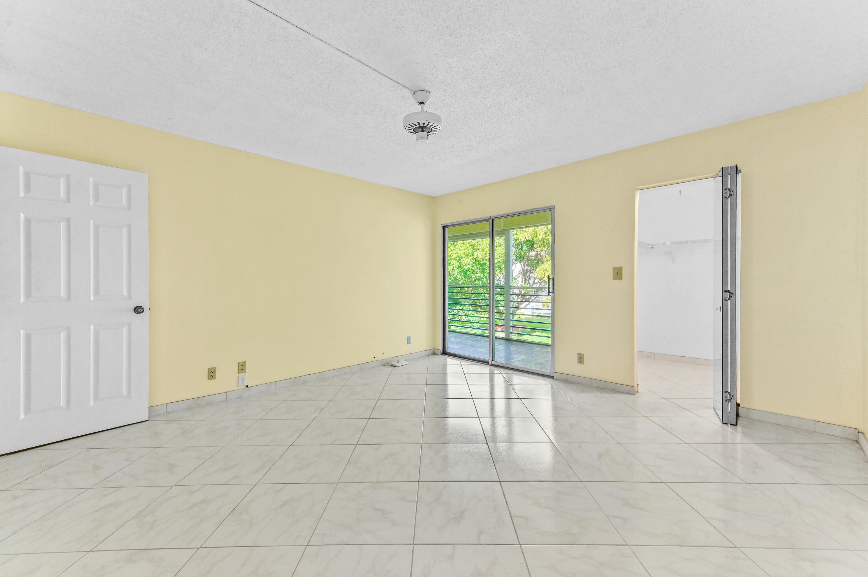 LUCAYA VILLAGE 1-C CONDO - Residential