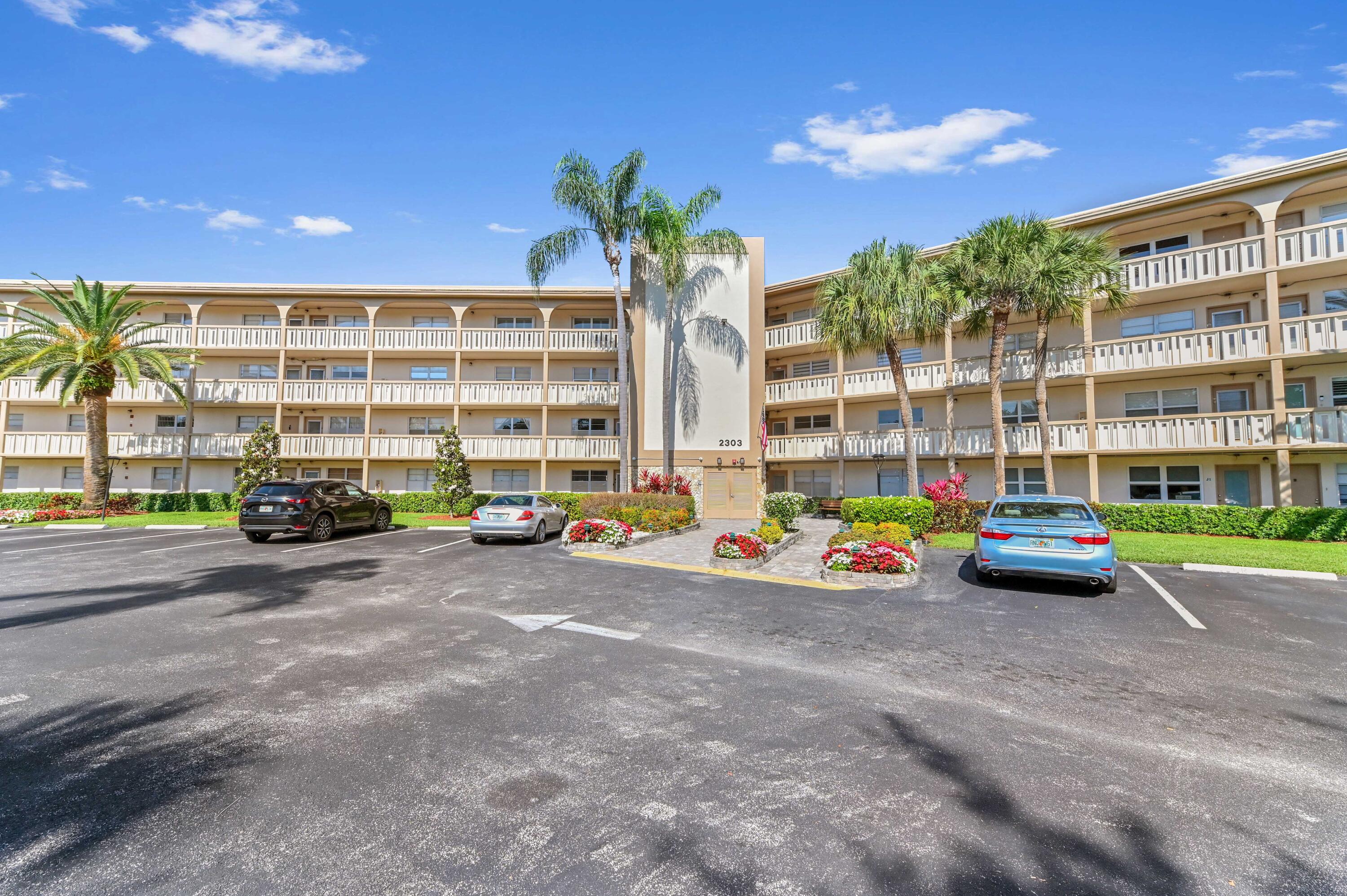 LUCAYA VILLAGE 1-C CONDO - Residential