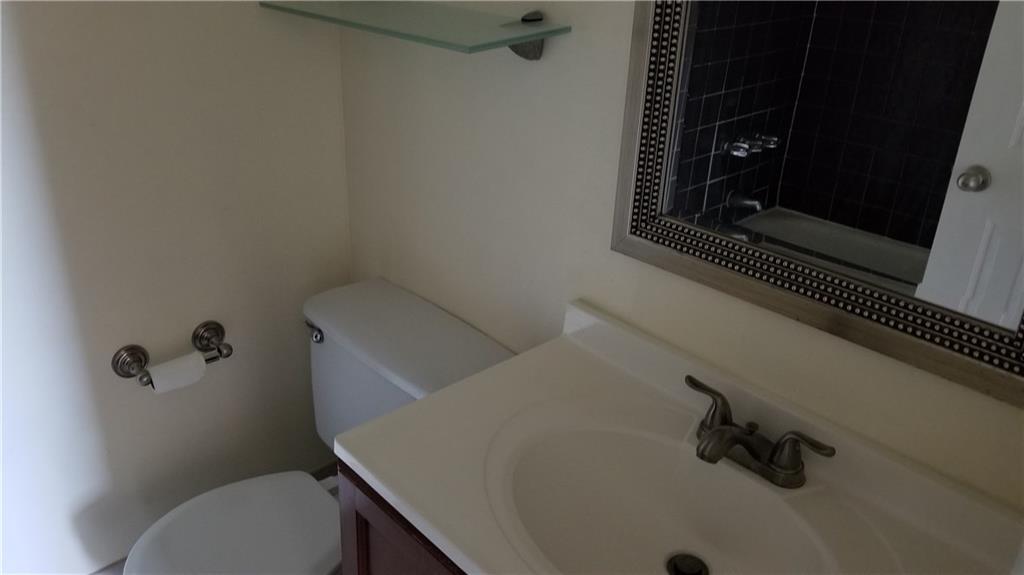 Sun & Lake Condo - Residential Lease