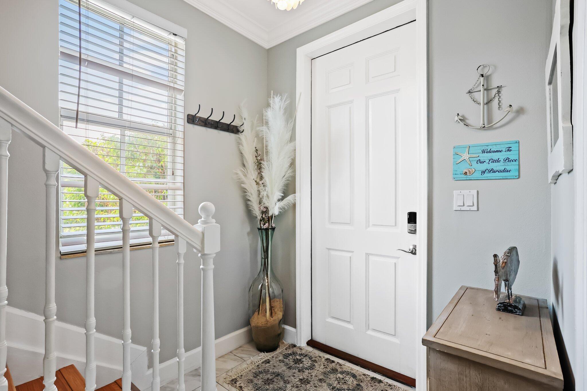 MOORINGS AT LANTANA TOWNH - Residential Lease