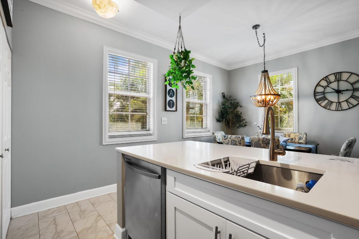 MOORINGS AT LANTANA TOWNHOUSES CONDO - Residential Lease