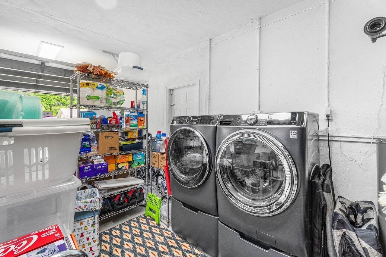 FRANWOOD PINES - Residential