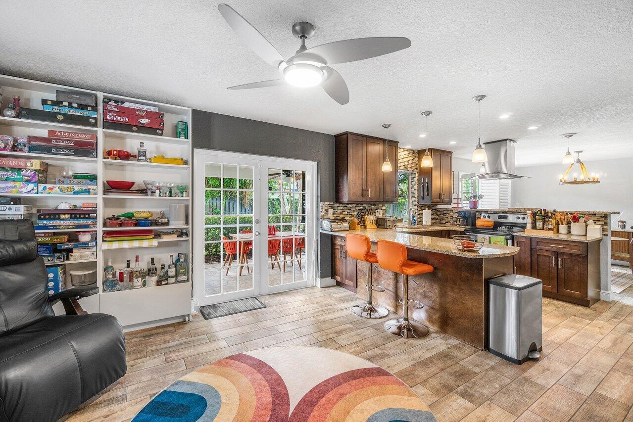 FRANWOOD PINES - Residential