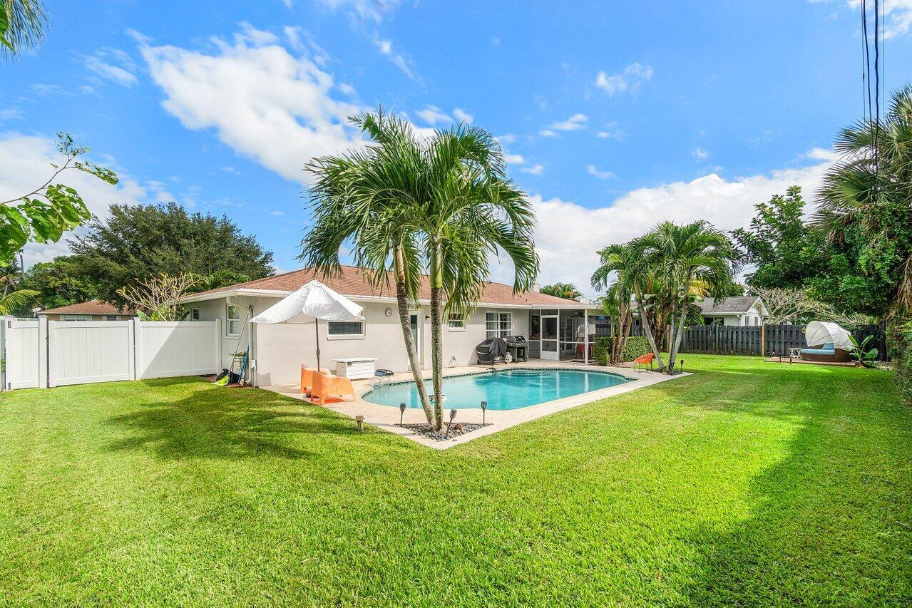 FRANWOOD PINES - Residential