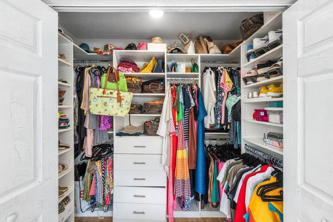 FRANWOOD PINES - Residential