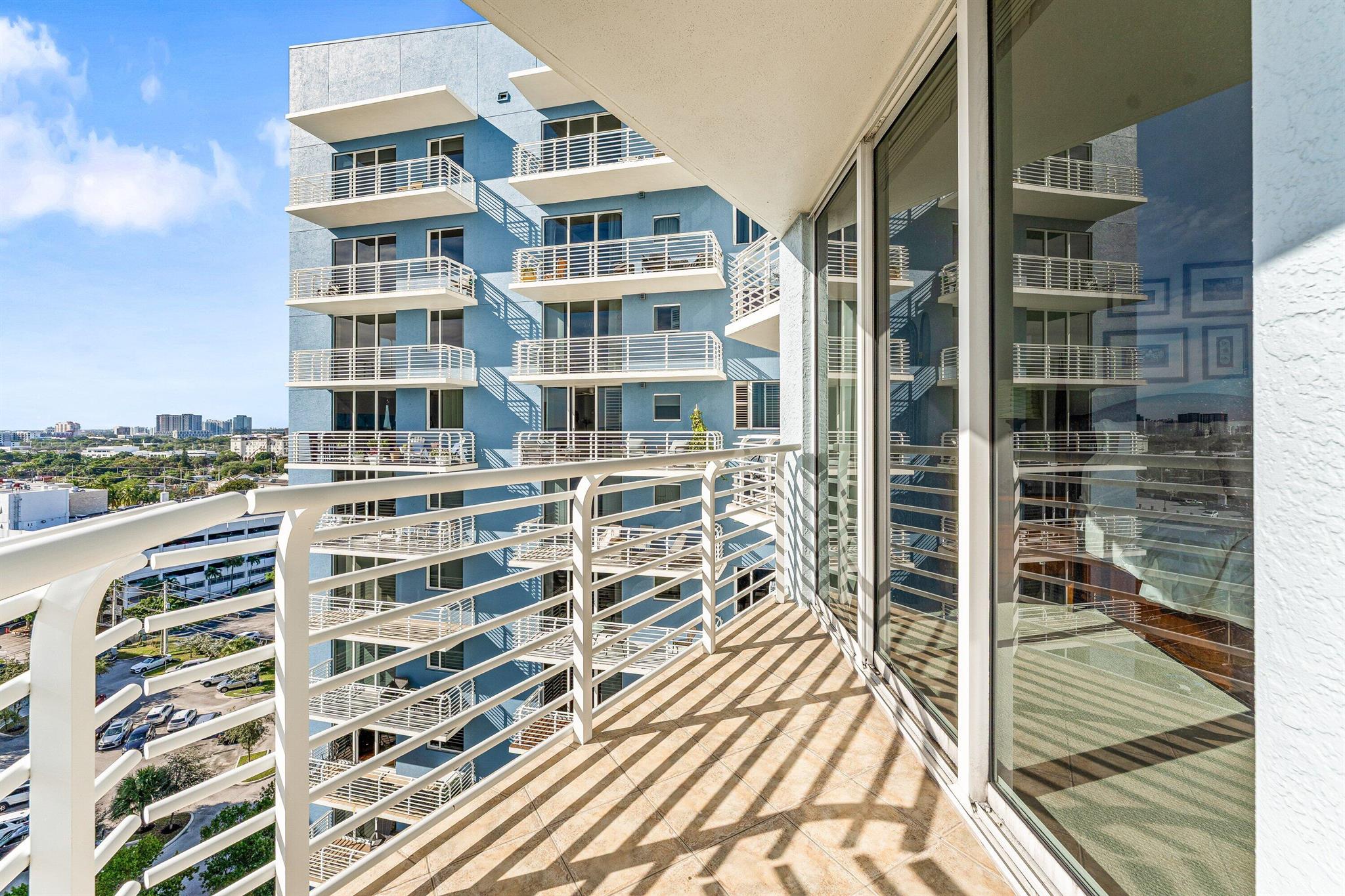 SLADE CONDOMINIUM - Residential Lease