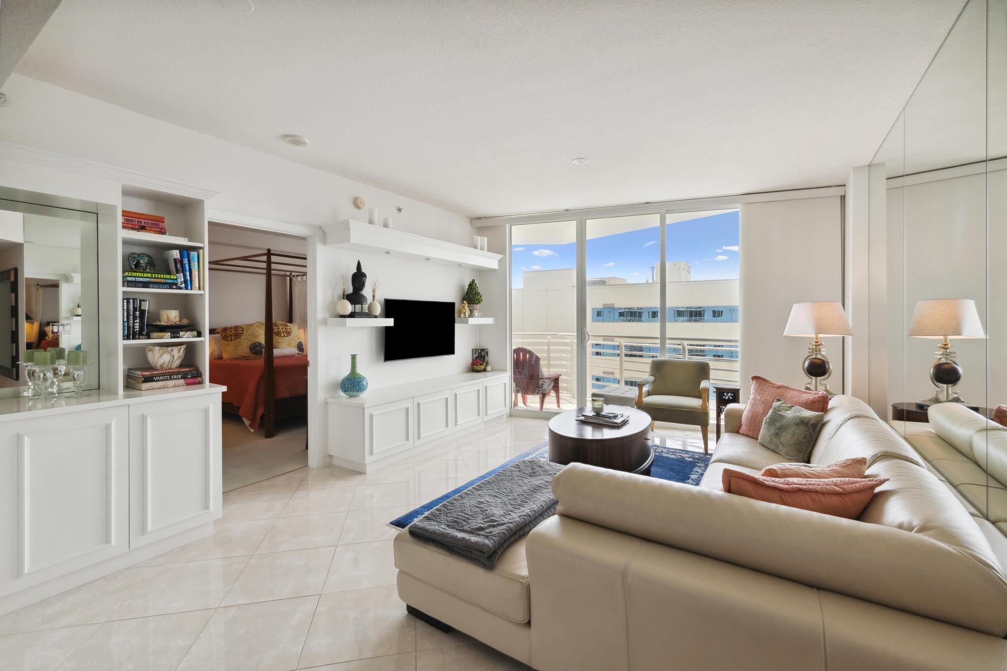 SLADE CONDOMINIUM - Residential Lease