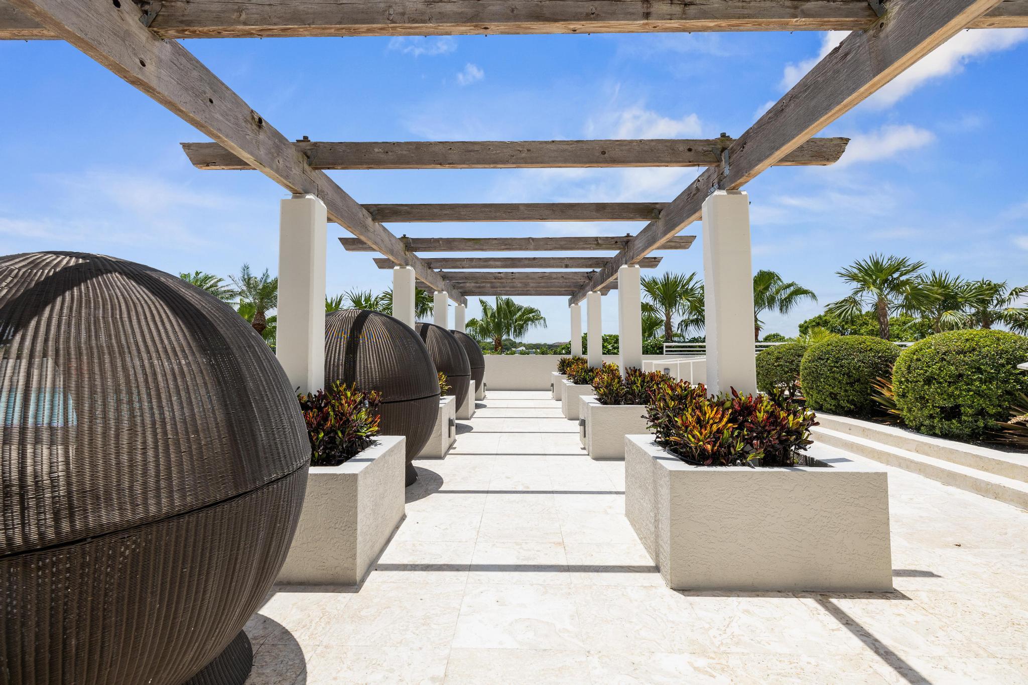 SLADE CONDOMINIUM - Residential Lease