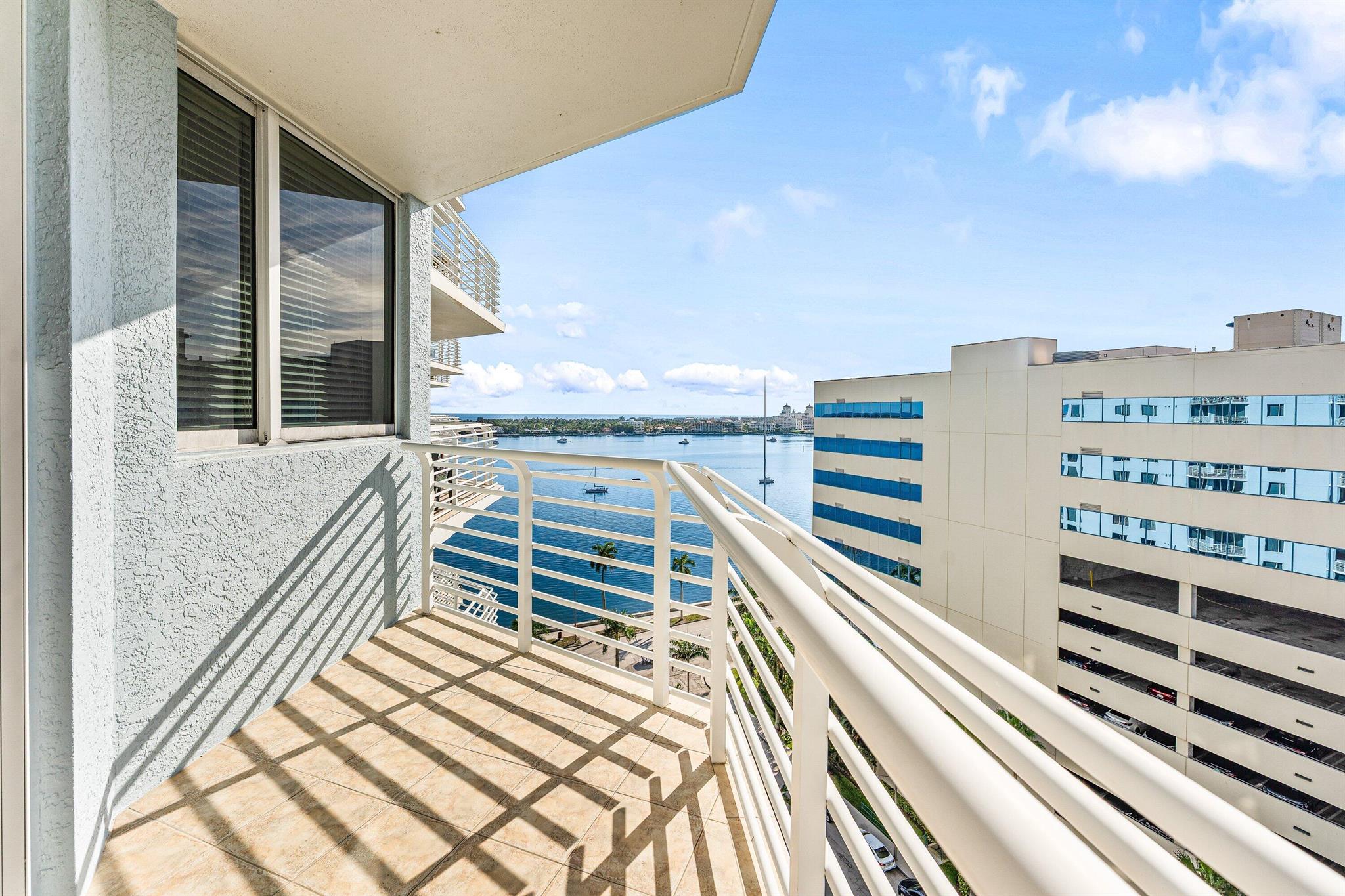 SLADE CONDOMINIUM - Residential Lease