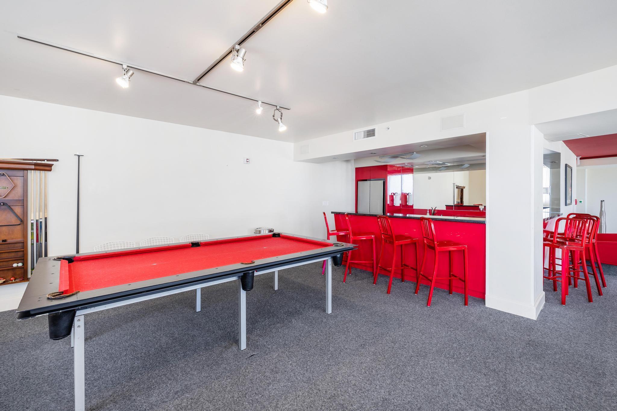 SLADE CONDOMINIUM - Residential Lease