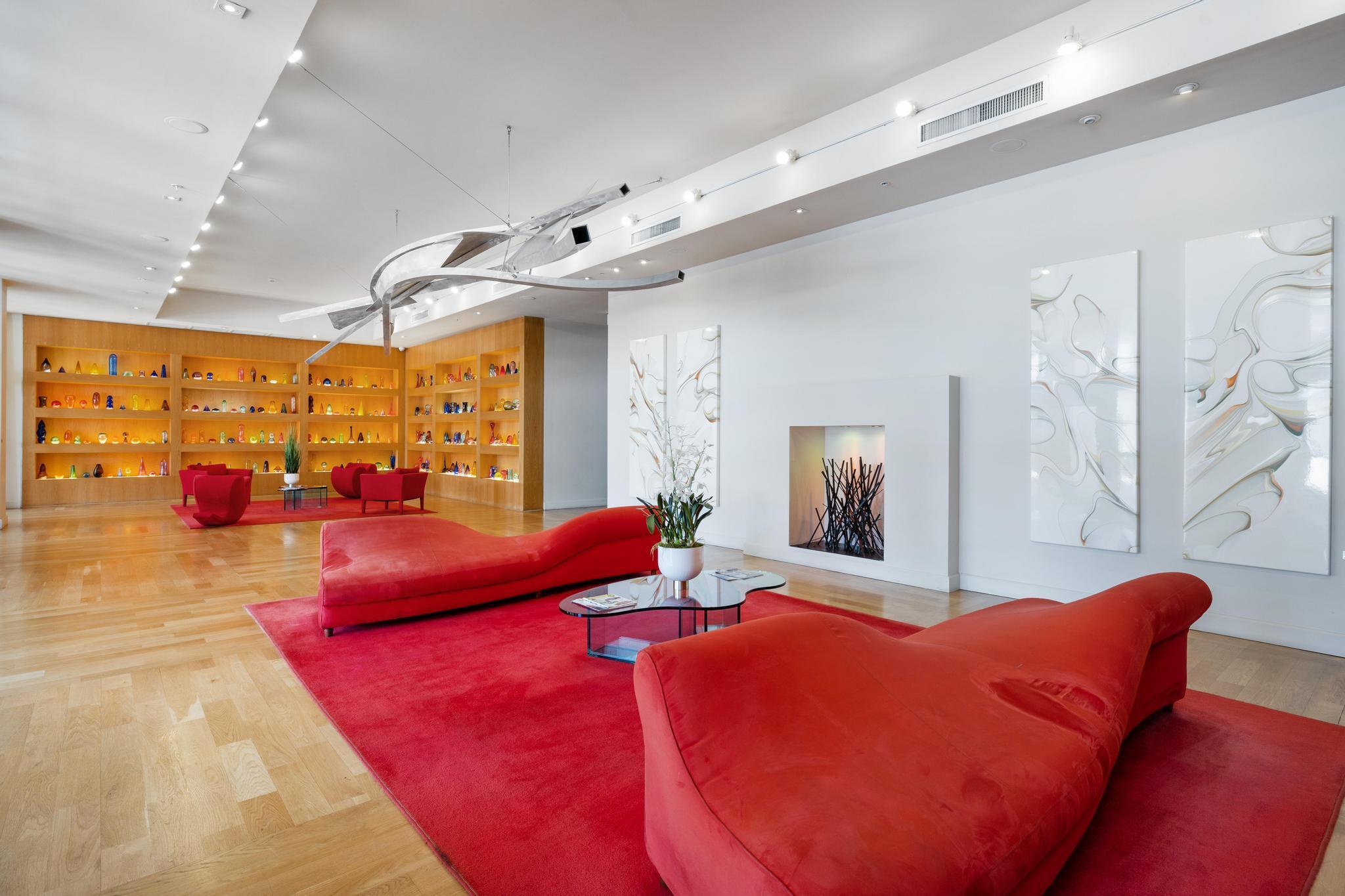 SLADE CONDOMINIUM - Residential Lease