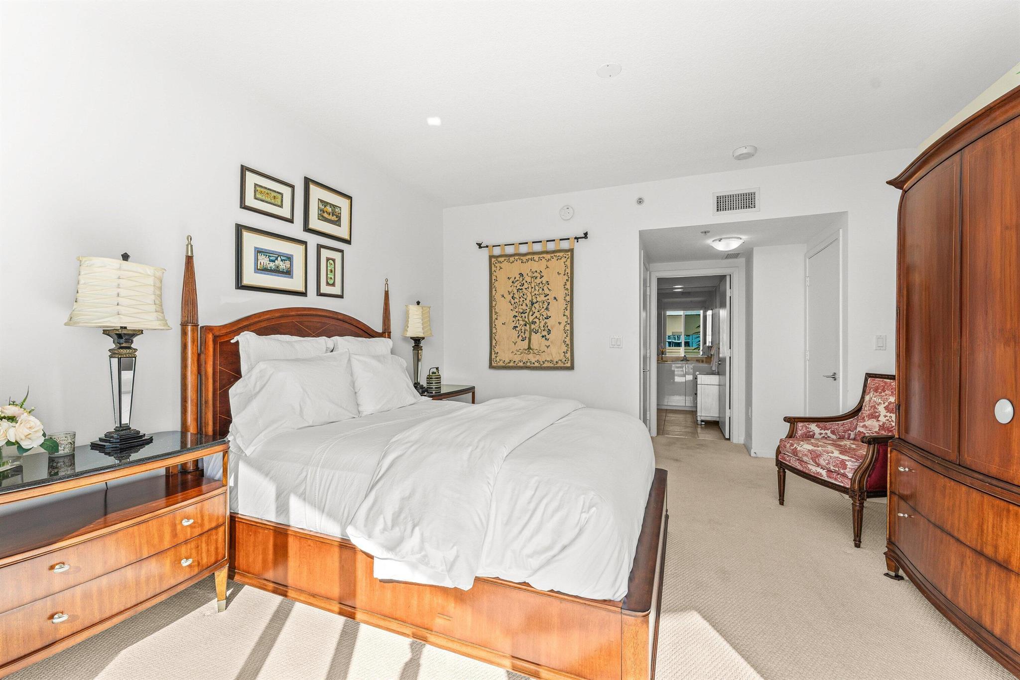 SLADE CONDOMINIUM - Residential Lease