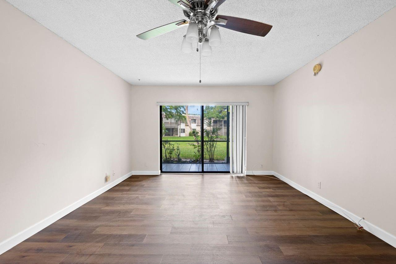 OAKLAND SHORES COMMUNITY - Residential